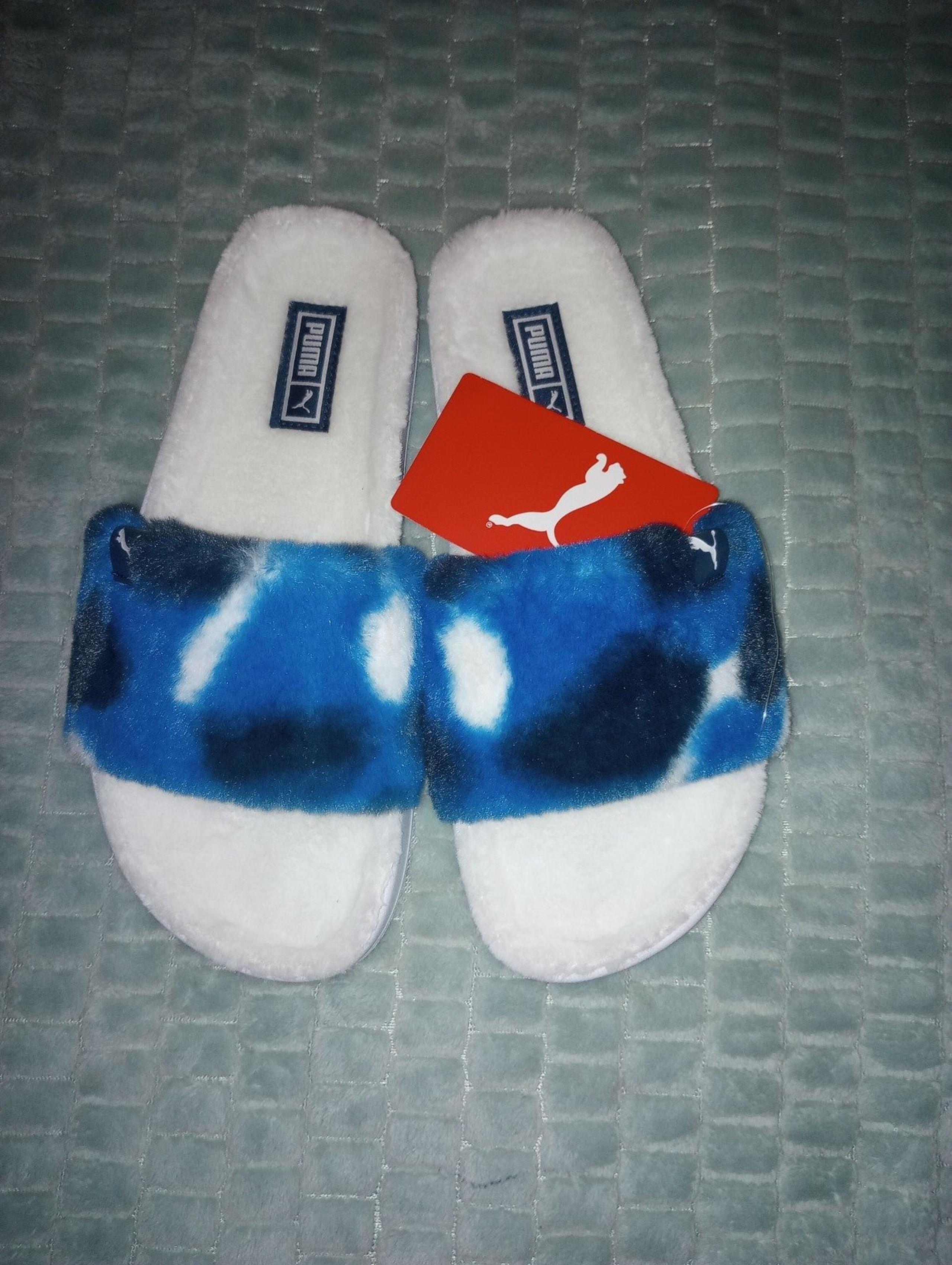 Puma Women Slippers Size 8&9