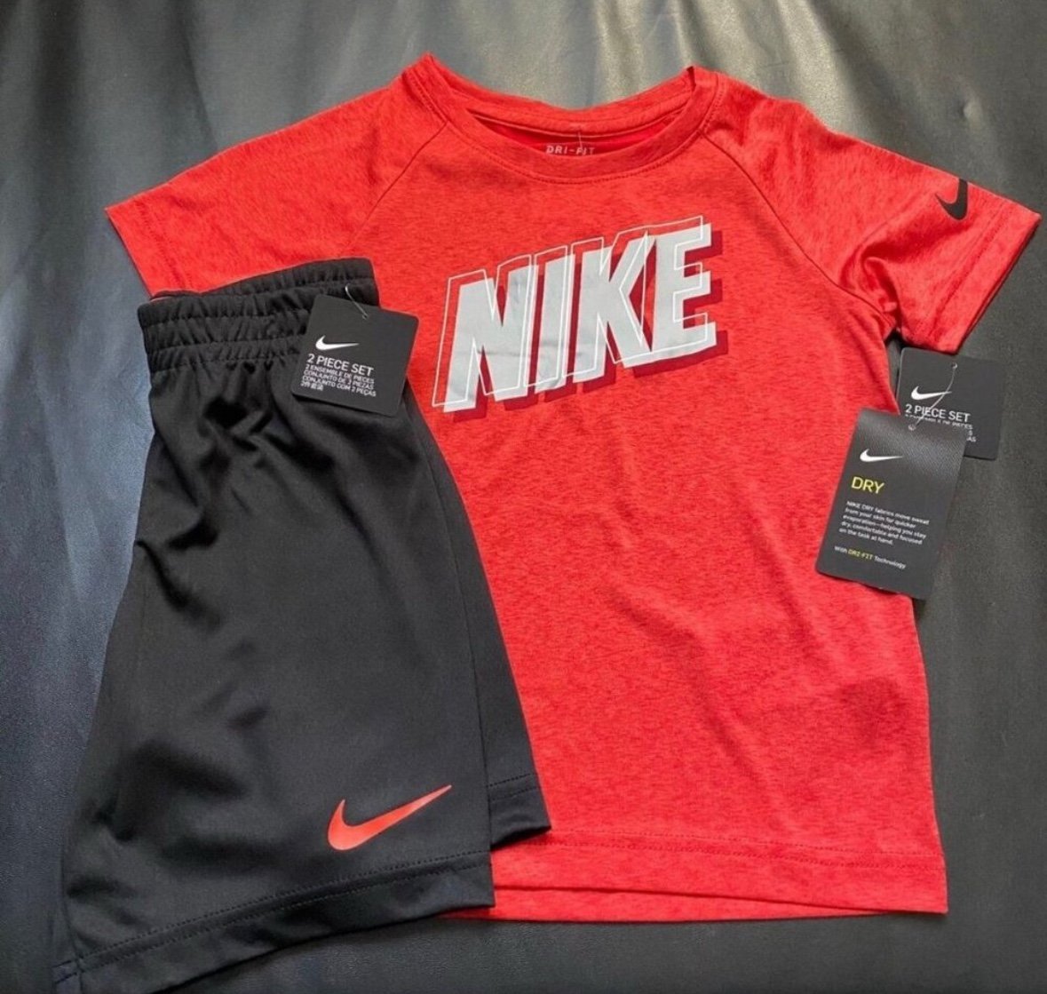 NWT Nike athletic set Boys size 5