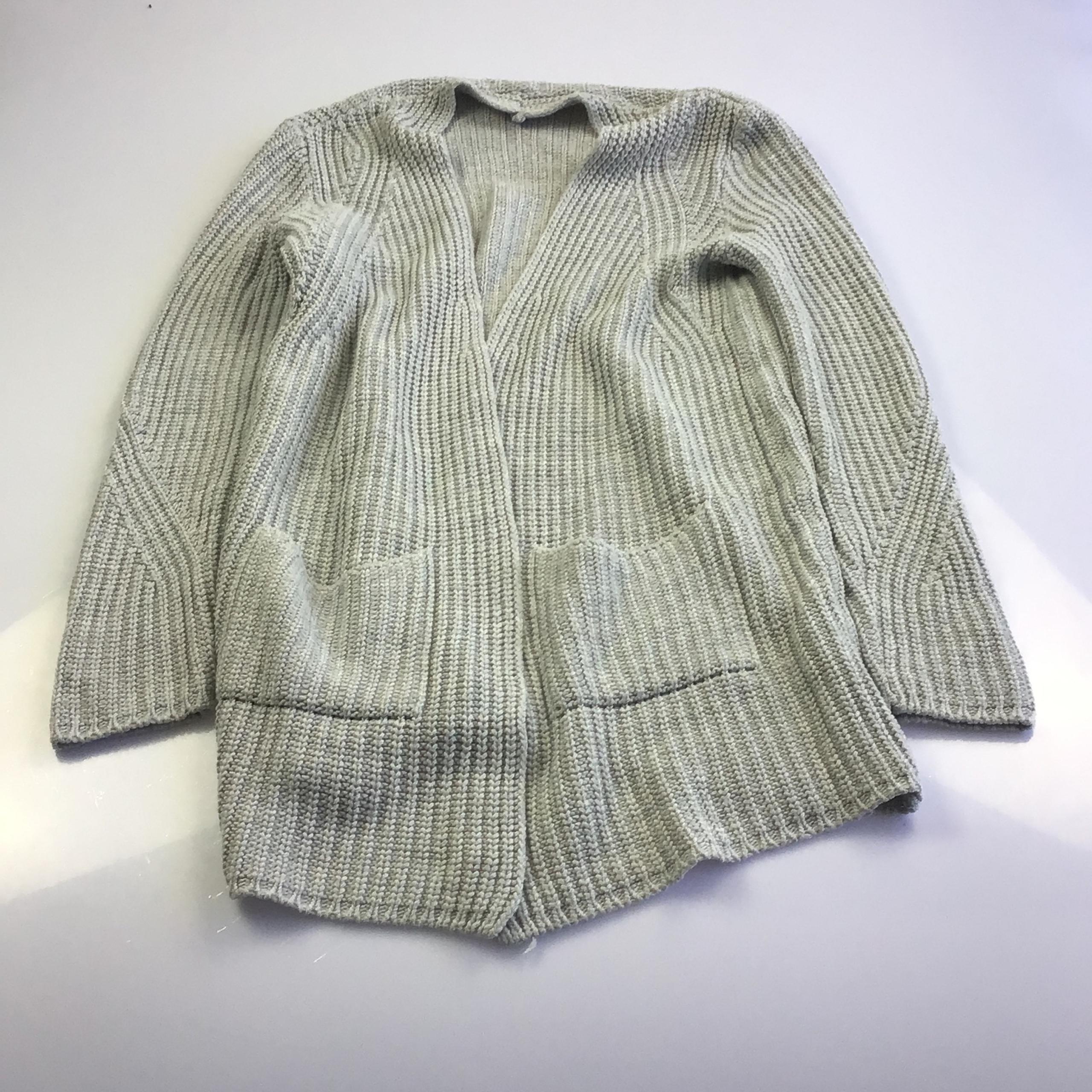 ASOS women’s knitted cardigan size 2