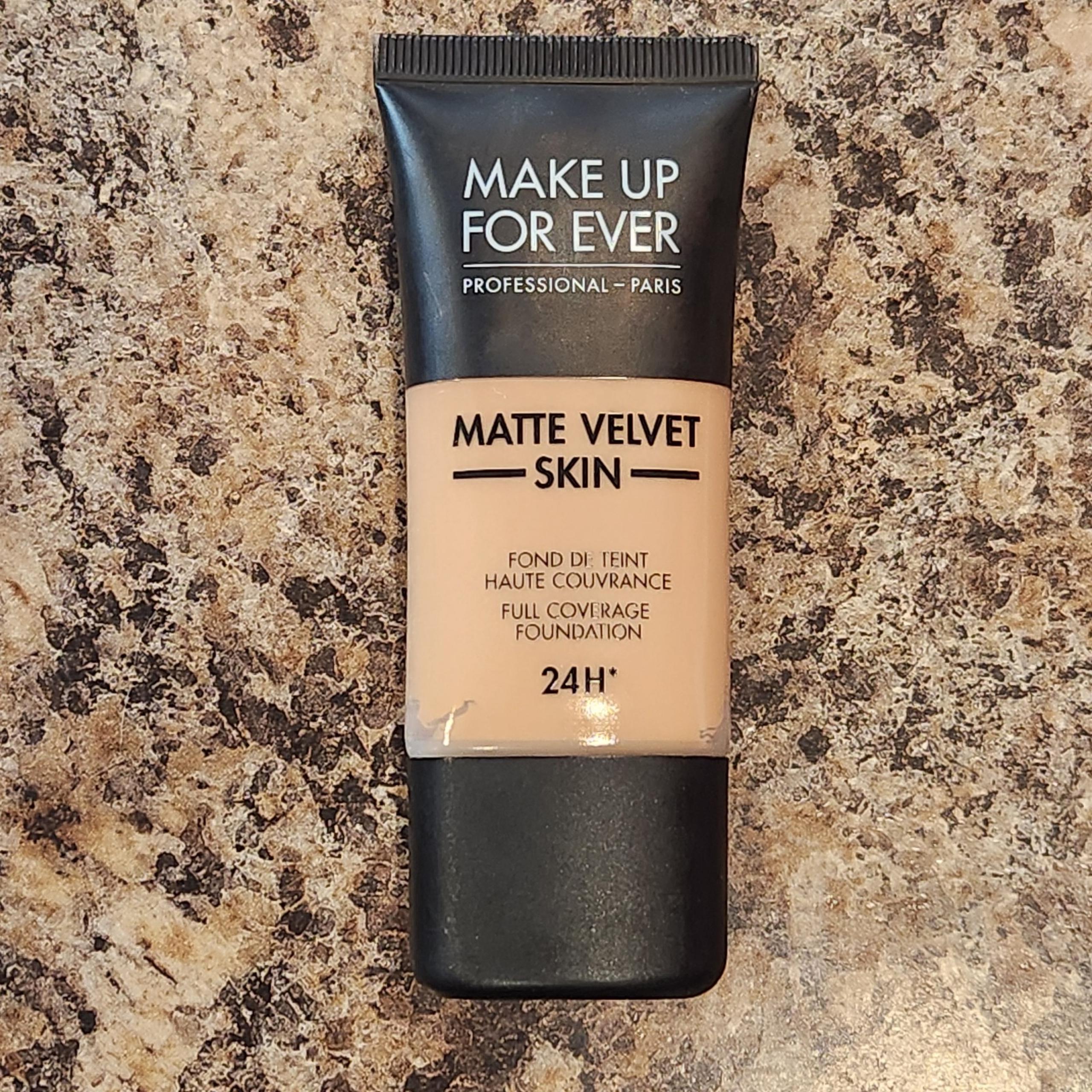 Make Up For Ever Matte Velvet Skin Liquid 24h Full Coverage Foundation Y335 -NEW