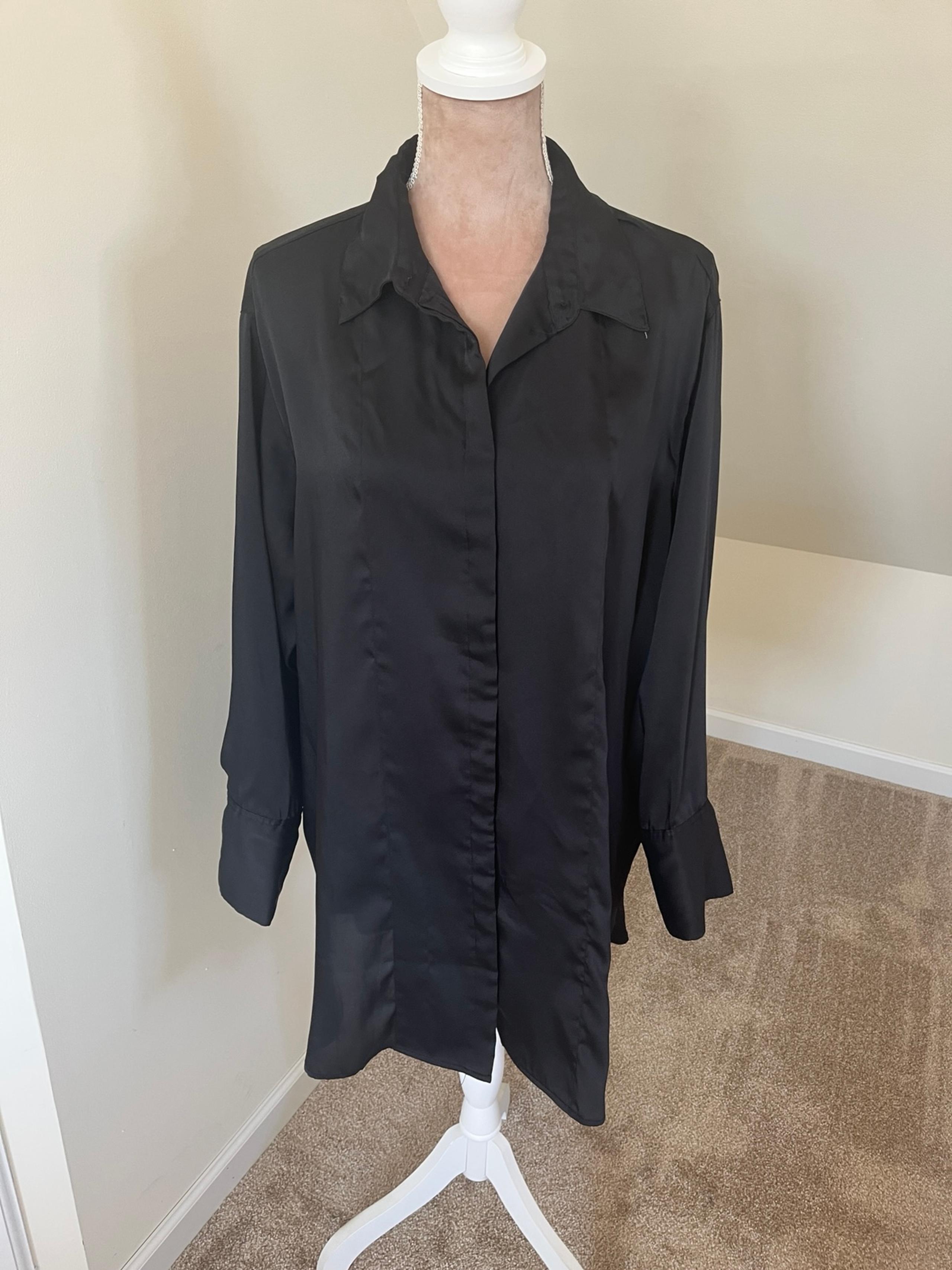 H&M Women’s Size Large Satin Shiny Black Long Sleeve Collared Button Down Dress