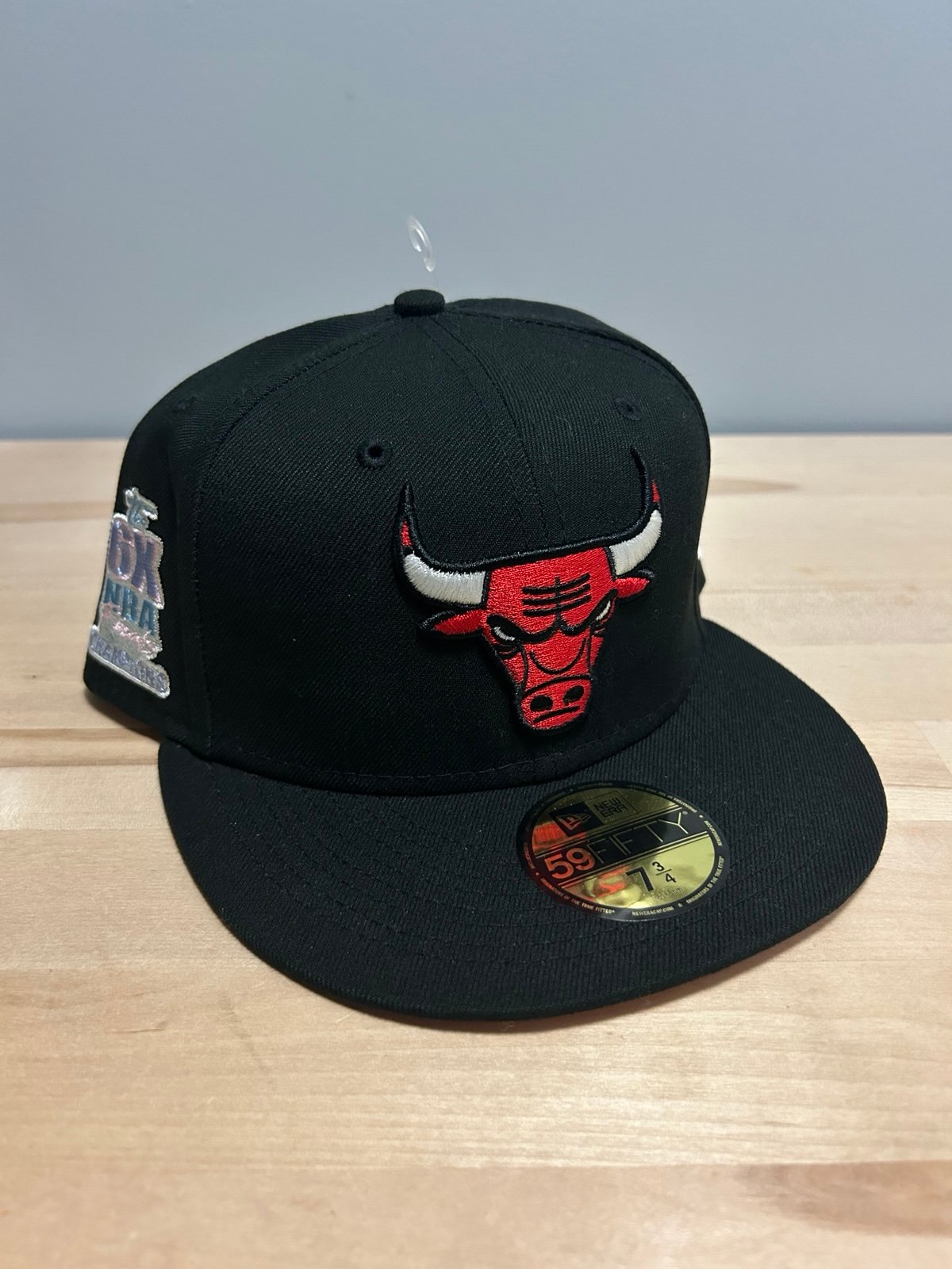 Chicago Bulls 6x NBA Finals Champions New Era 59Fifty Fitted Cap Size 7 3/4 NEW