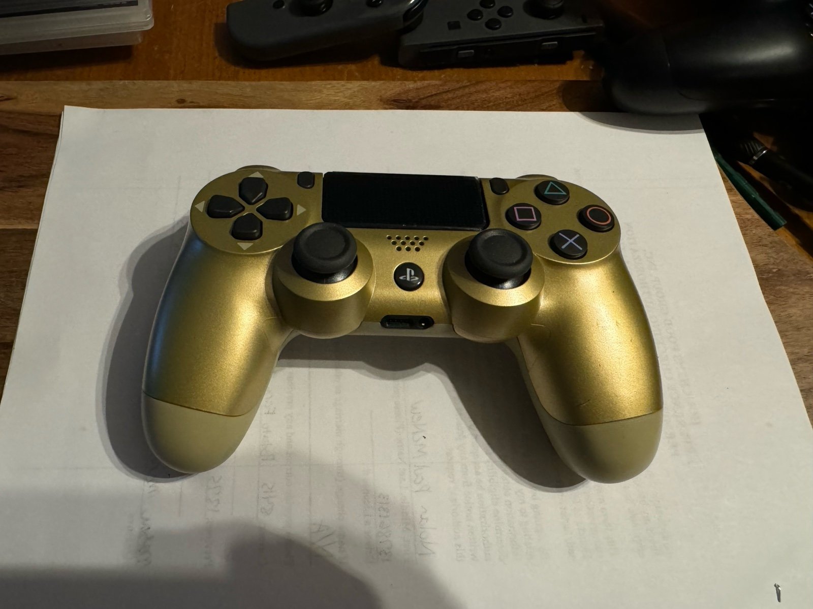Sony DualShock 4 PS4 controller (Refurbished)