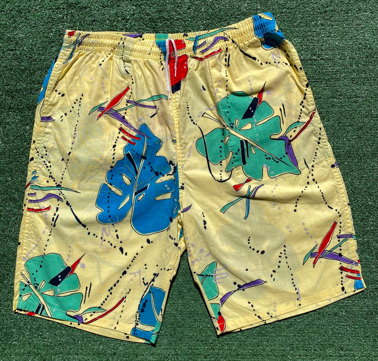 Vintage 90’s Colorful Floral Abstract Cotton Shorts W/ Pockets Men’s Size Large