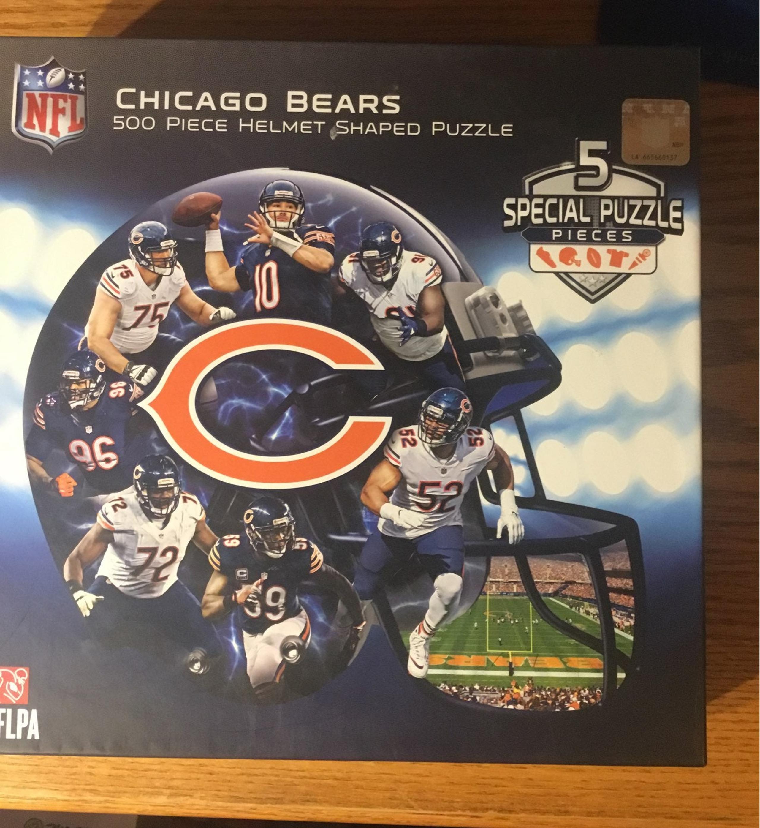 Chicaho Bears Helmet Shaped Puzzle - NFL