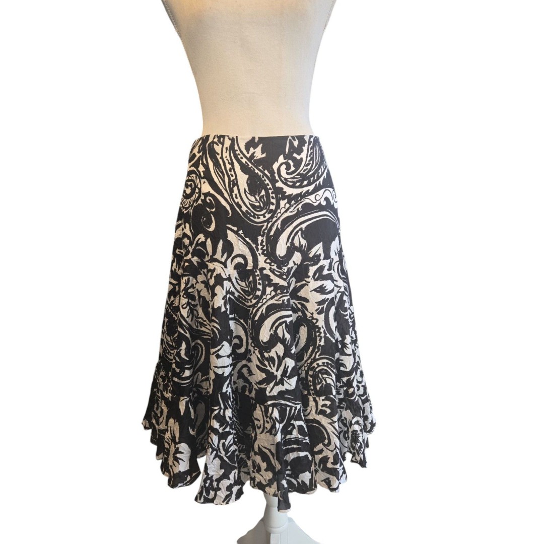 Lauren Ralph Lauren skirt sz 8 SILK cottagecore Hawaiian floral black white Chic
