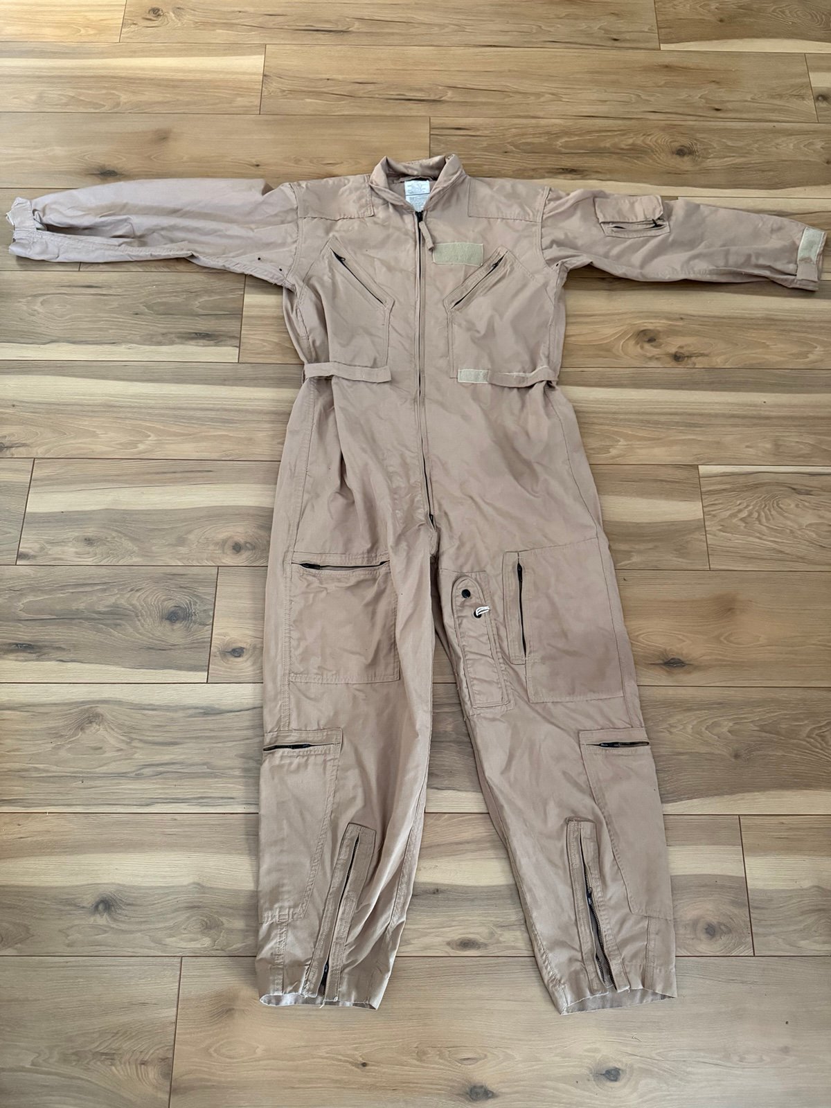 GENUINE US AIR FORCE TAN NOMEX FIRE RESISTANT FLIGHT SUIT 46R CWU-27/P