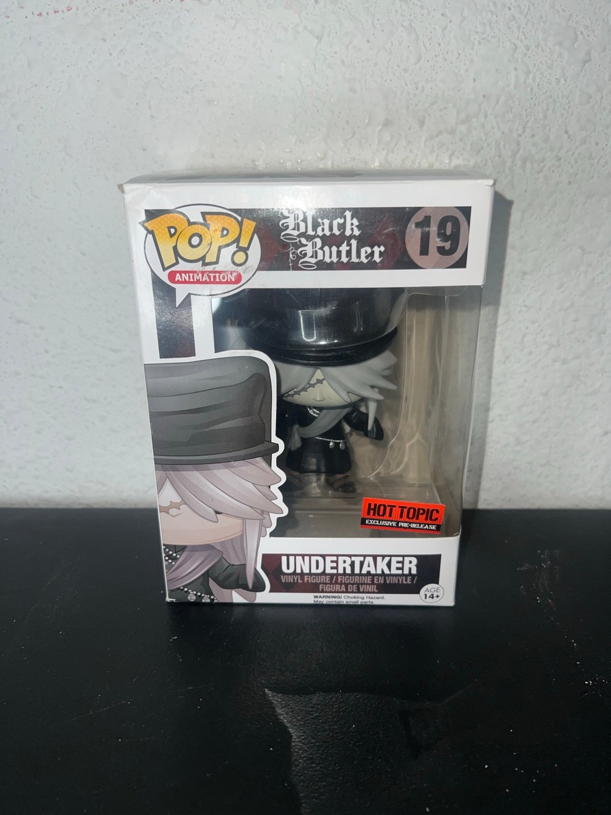 Damaged Black Butler Hot Topic Pre Release Undertaker Funko Pop 19