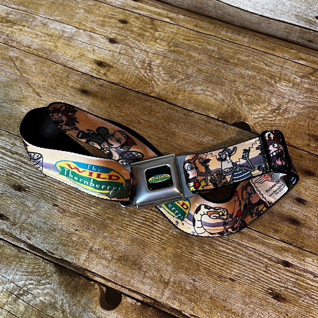 BUCKLE-DOWN THE WILD THRONBERRY'S ADJUSTABLE SEAT BELT THEMED NYLON BELT