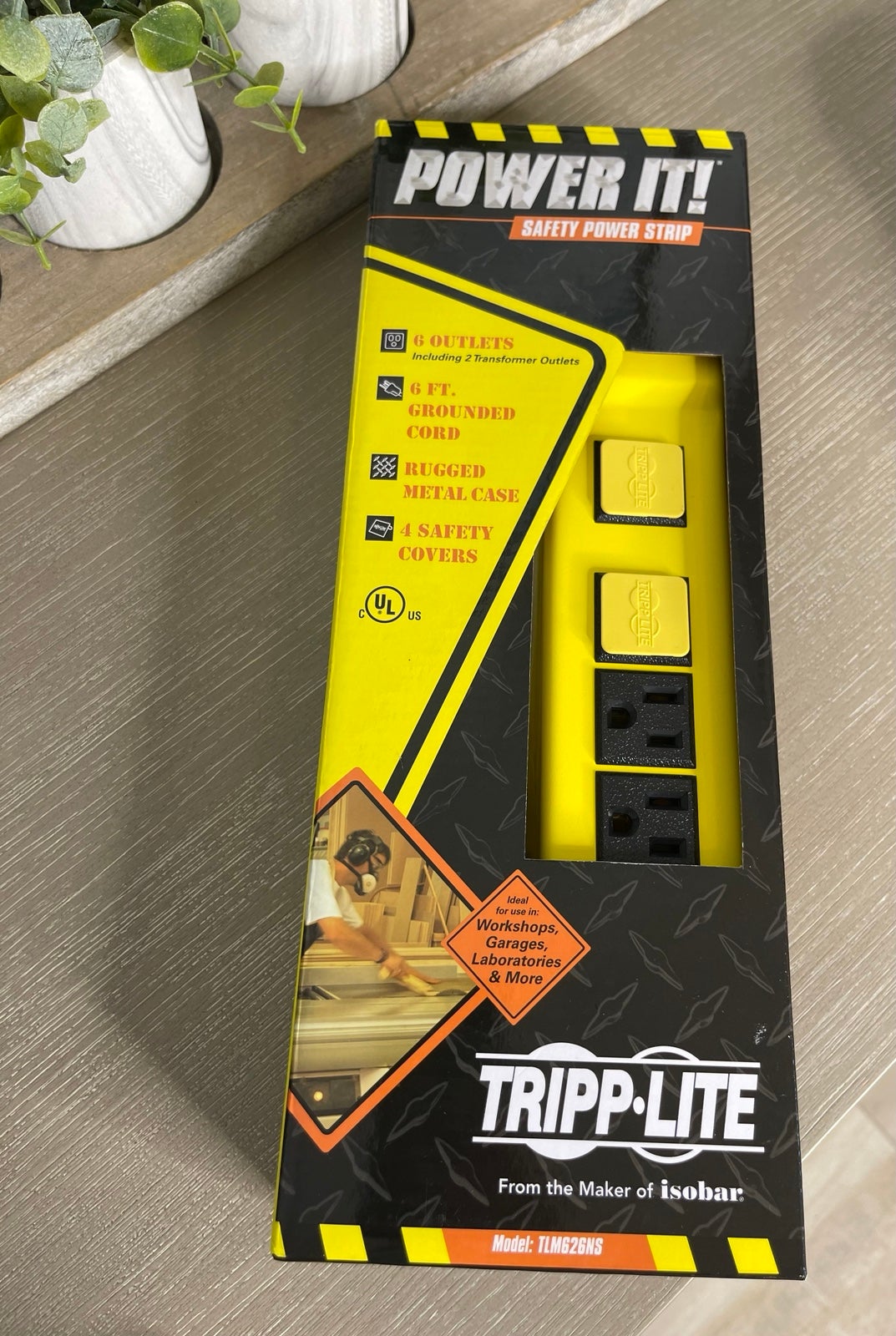Tripp-Lite TLM626SA 6 Outlet Safety Power Strip