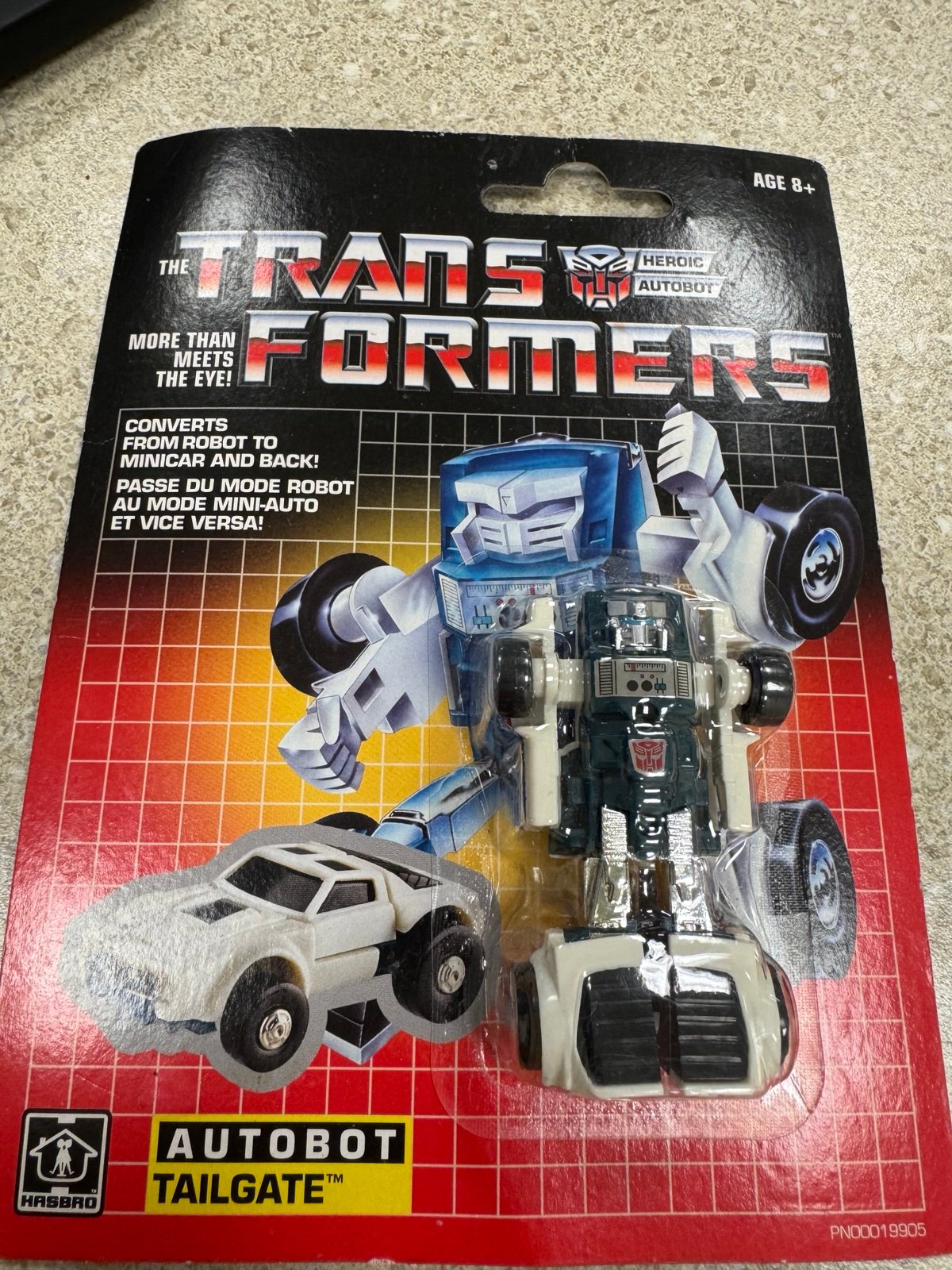 Transformers G1 Reissue Heroic Autobot Tailgate Legion Class 3 Action Figure