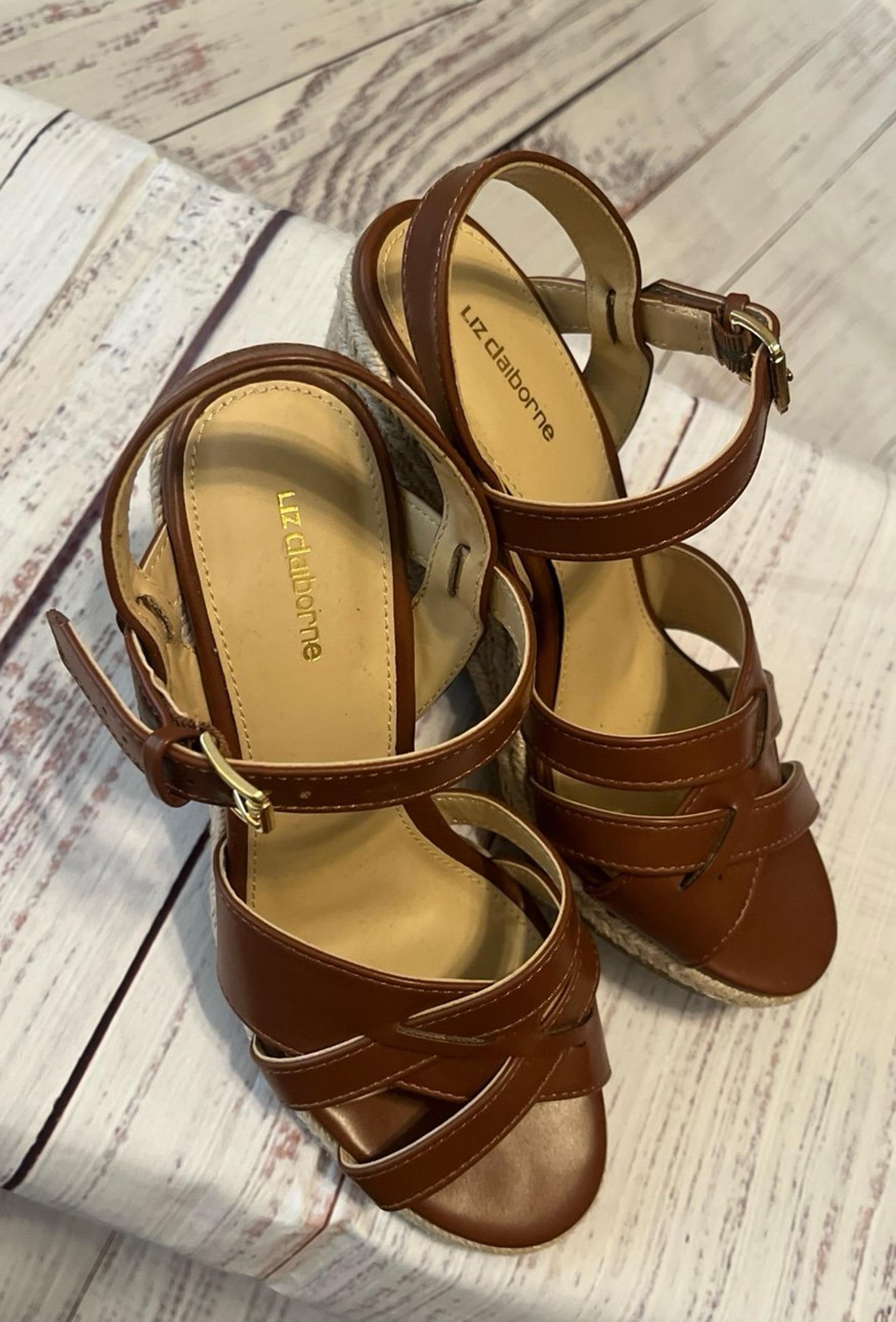 Beautiful Liz Claiborne Sandals