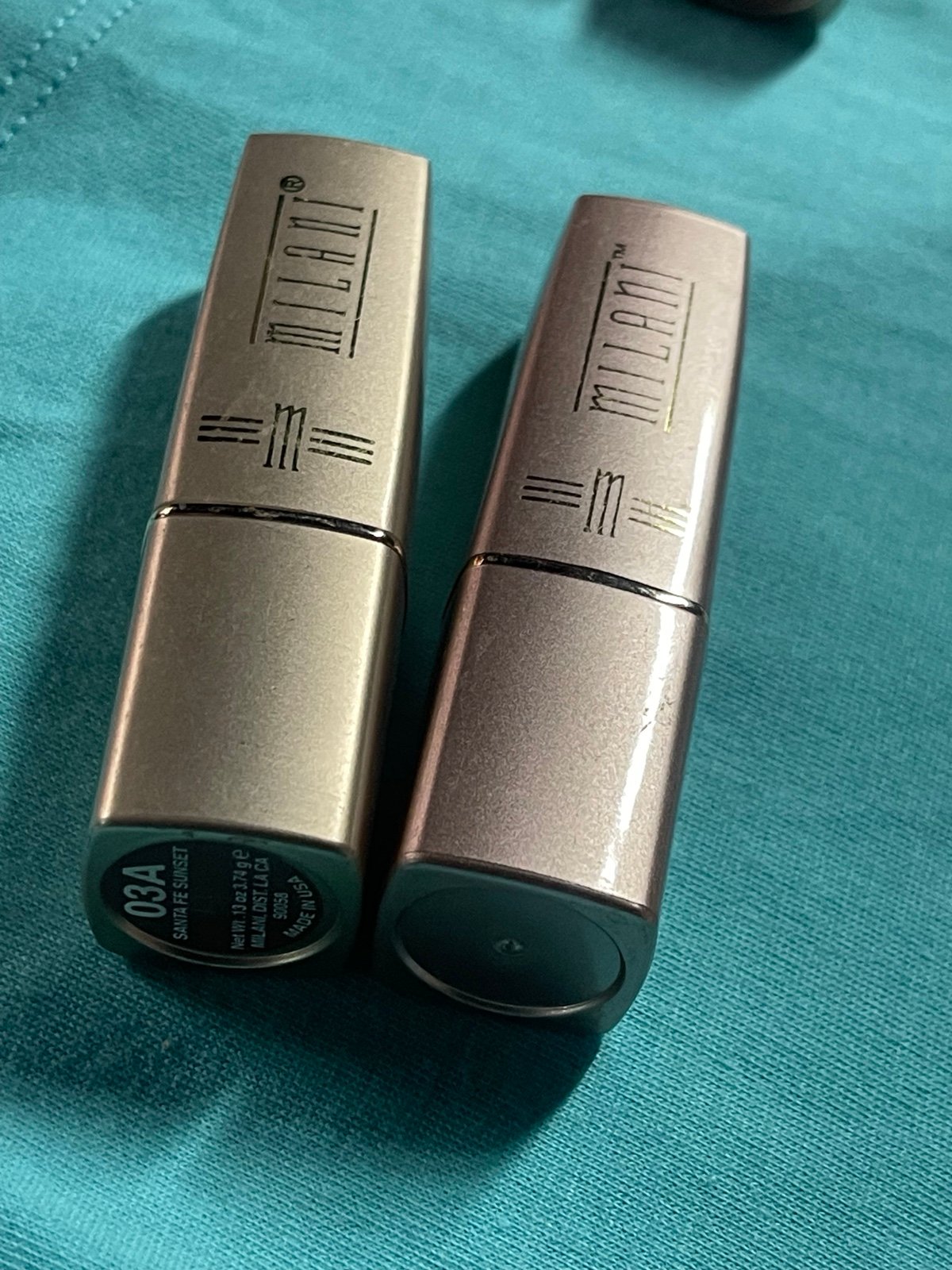 2 Milani Santa Fe Sunset 03A Lipstick hard to found it