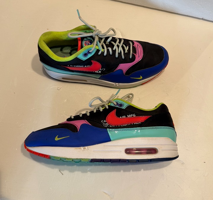 Nike Air Max 1 Black Hyper Grape Men Size 9.5 Parachute Laser Crimson CU4713-001