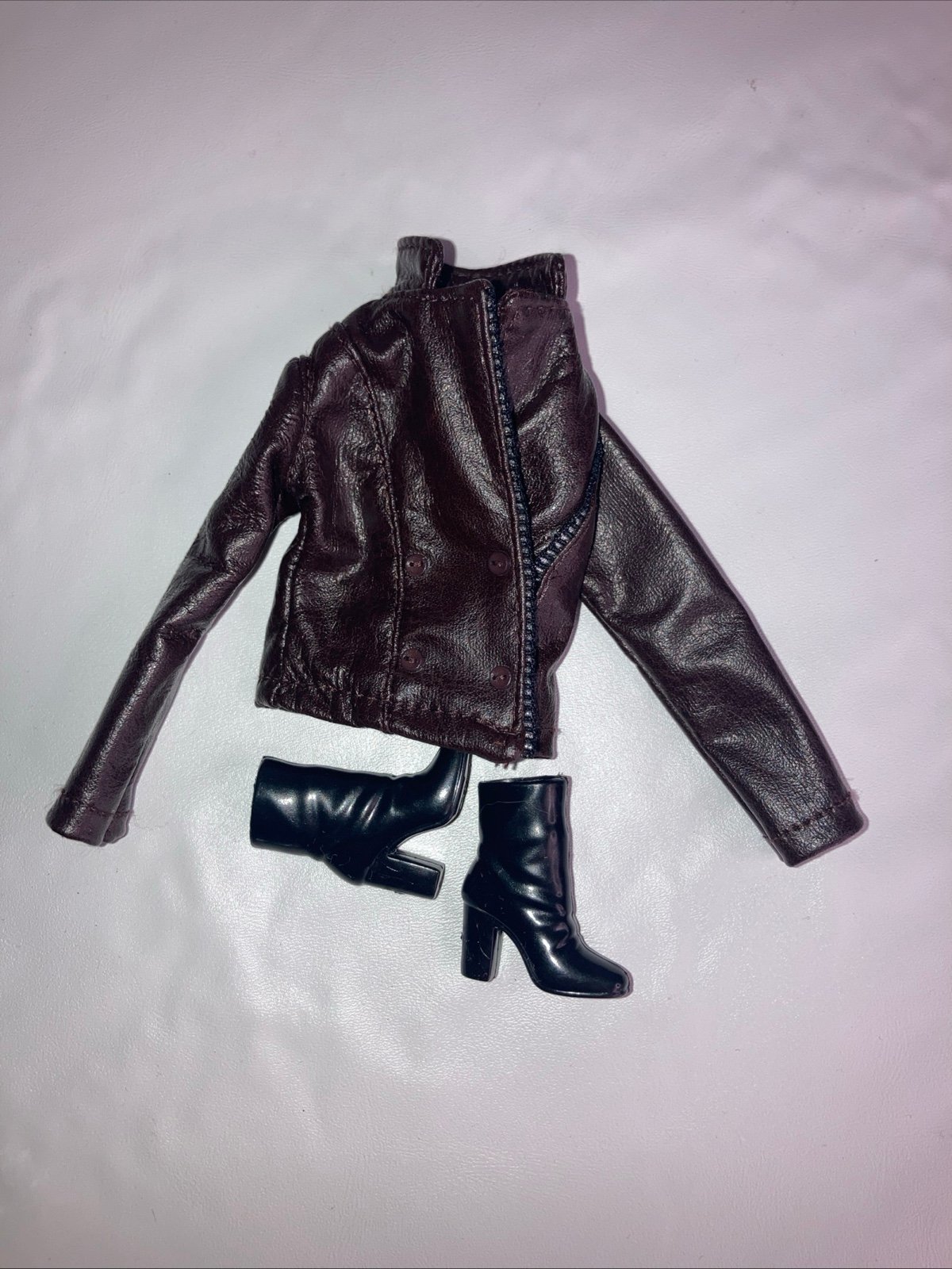 Barbie Bella Twilight Saga doll Jacket Boots