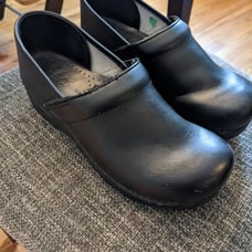 Dansko clogs oiled black leather 41W