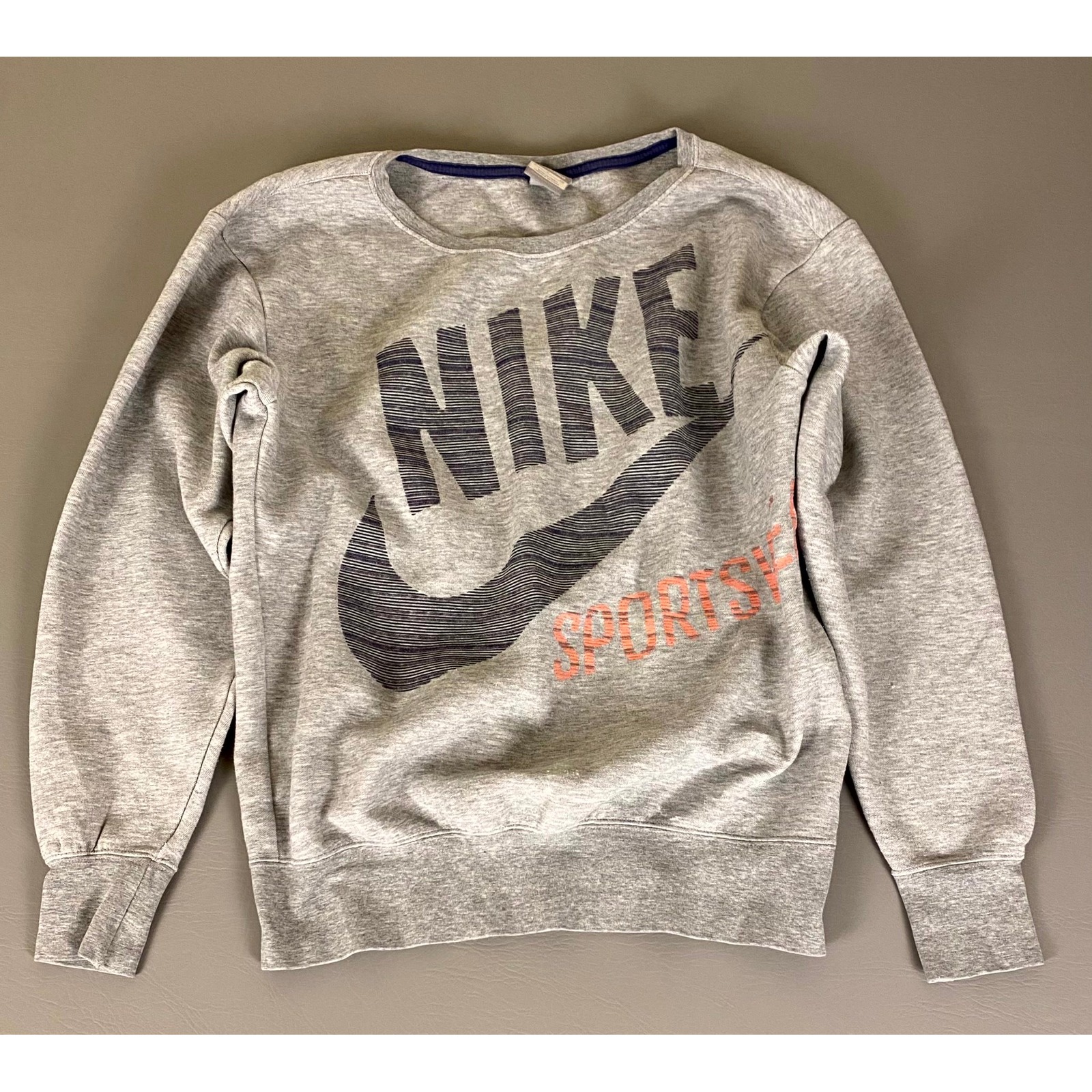 Vintage Nike Sportswear Pullover Sweatshirt Womens Small Graphic Logo Athleisure