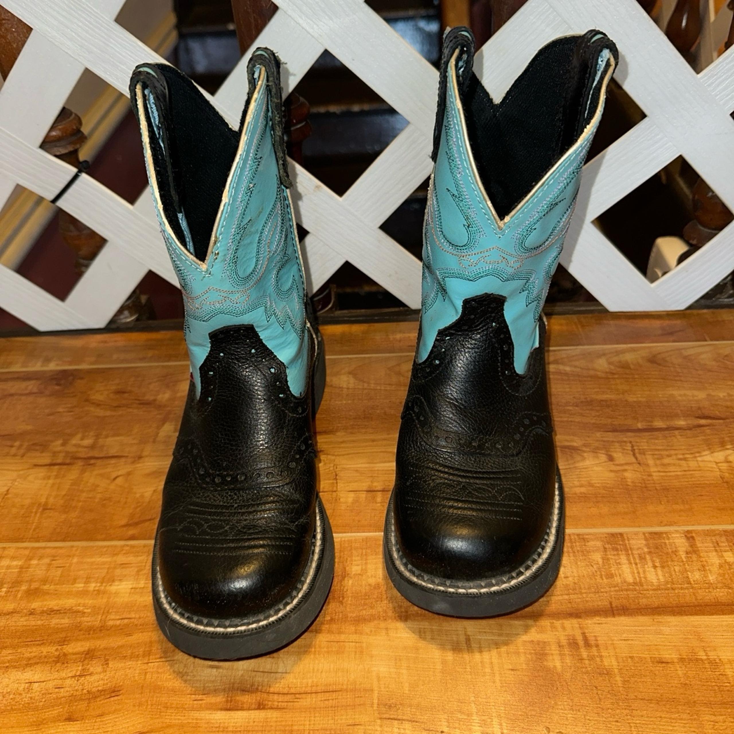 Justin Cowboy Boots