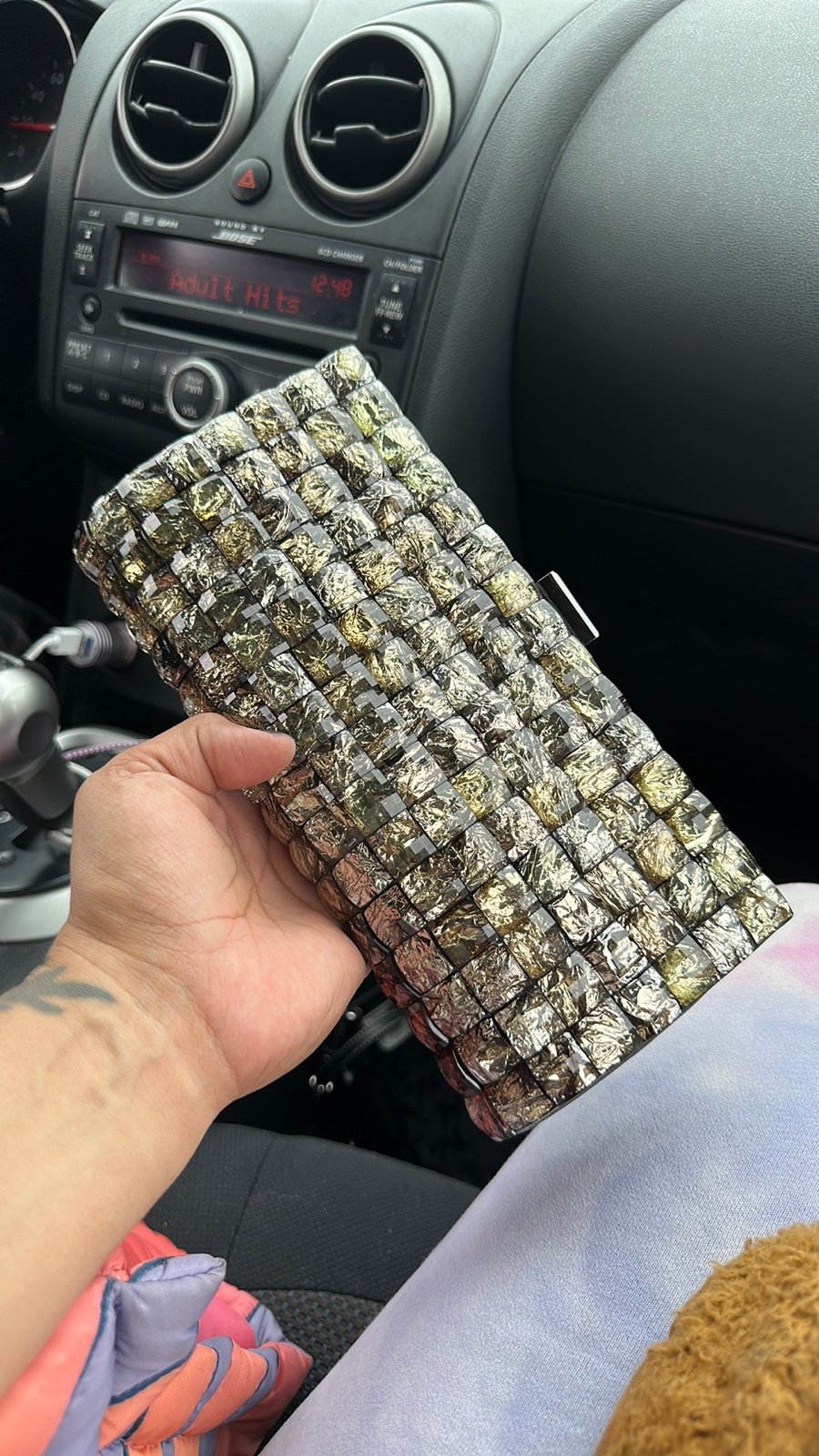 Sondra roberts clutch