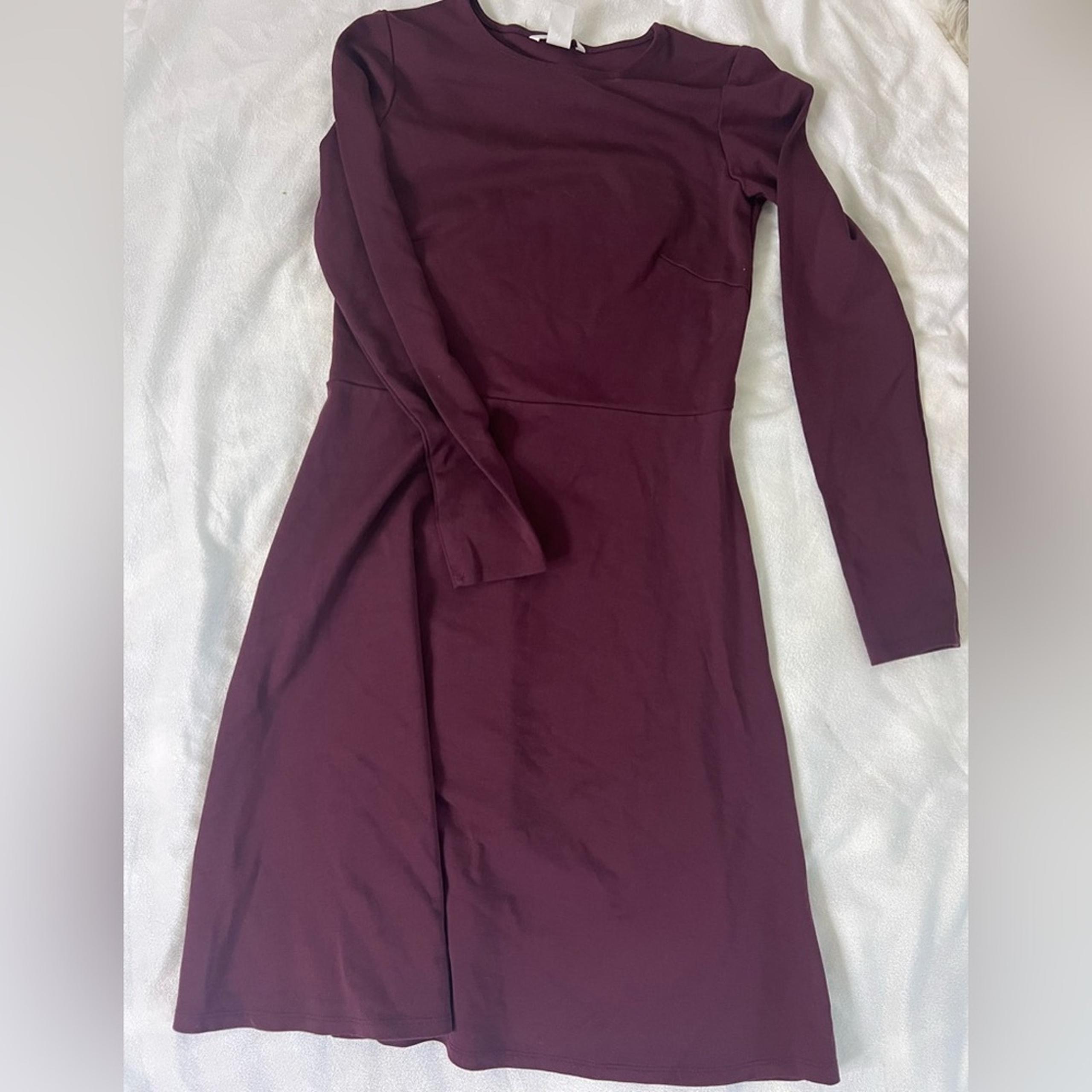 H&M sz s womens burgundy shift dress 0222