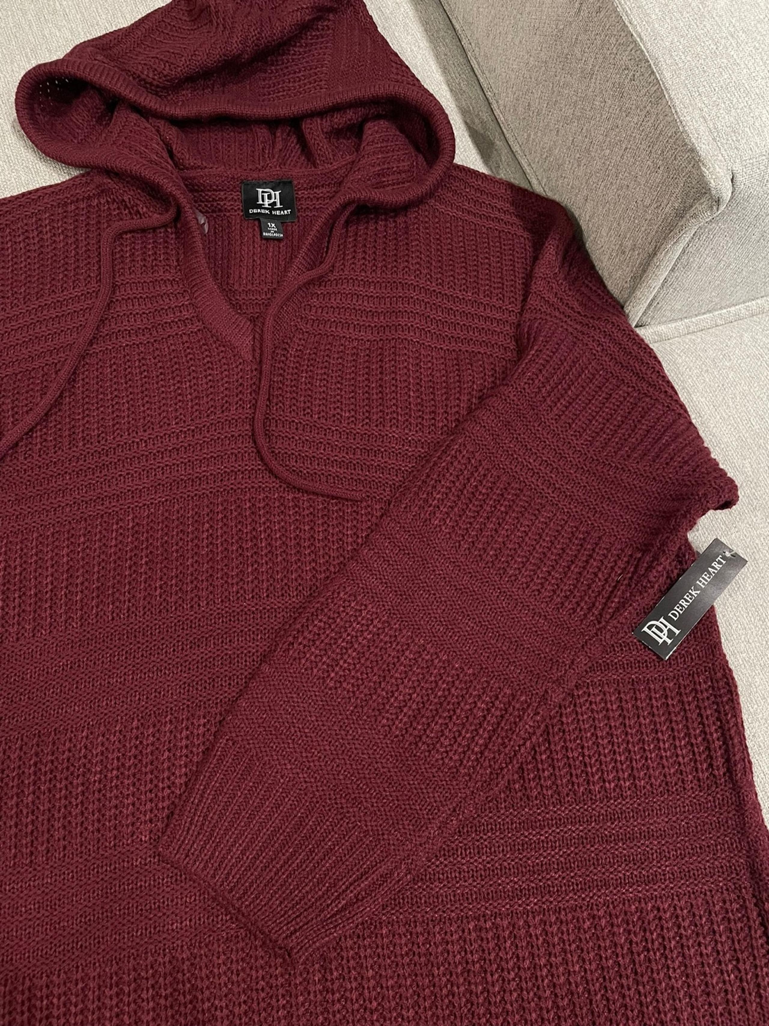 NWT Derek Heart Women’s Full Size Maroon Hoodie / Sweater  Brand New With Tag