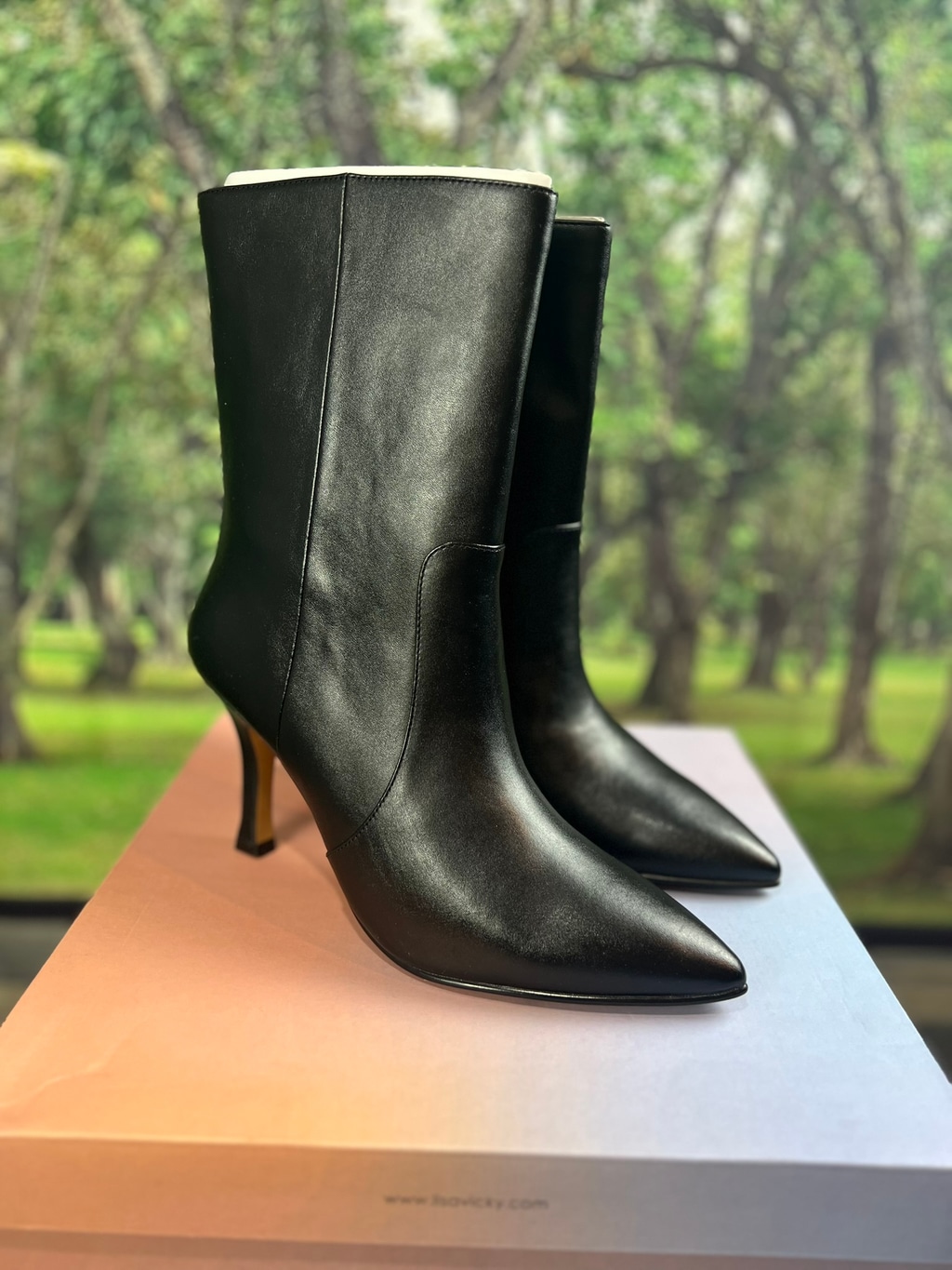 Lisa Vicky Black Arthaul-V Leather Ankle Boots Size 10M