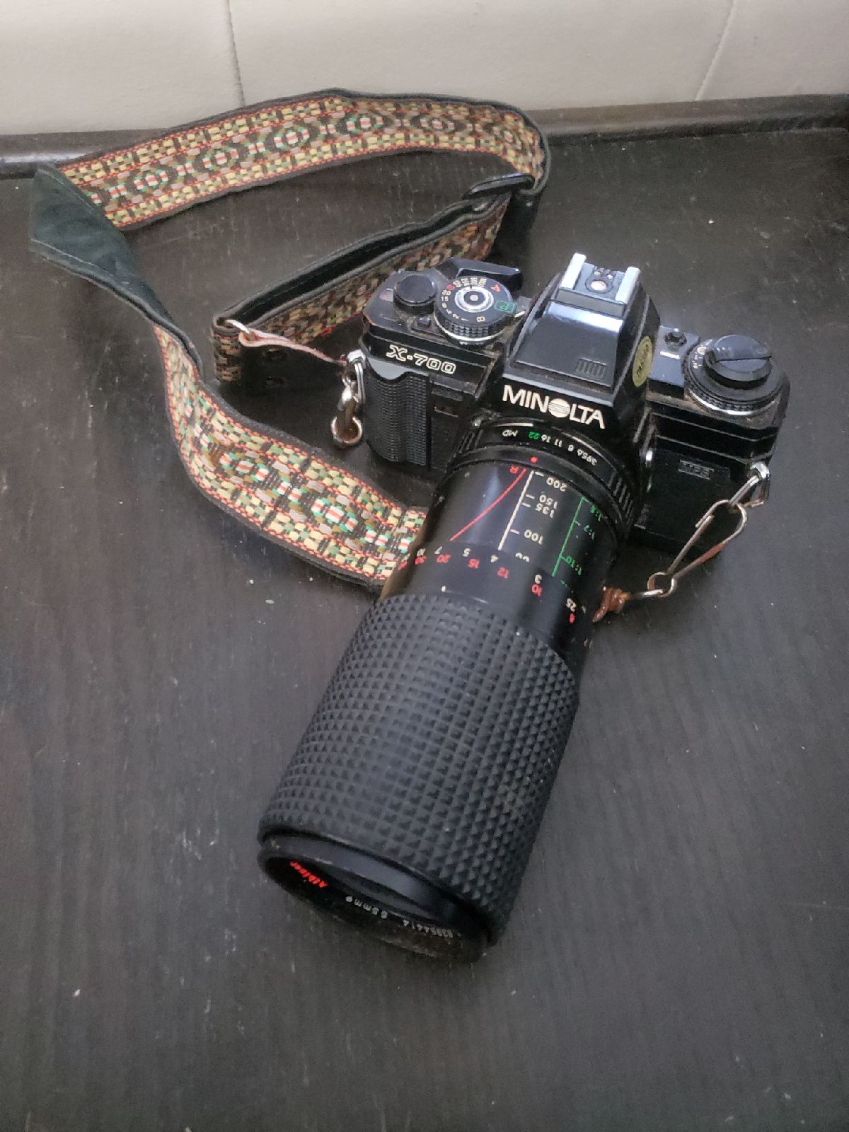 Minolta X-700 Camera w/ Albinor Macro Zoom lens 80-200mm Untested