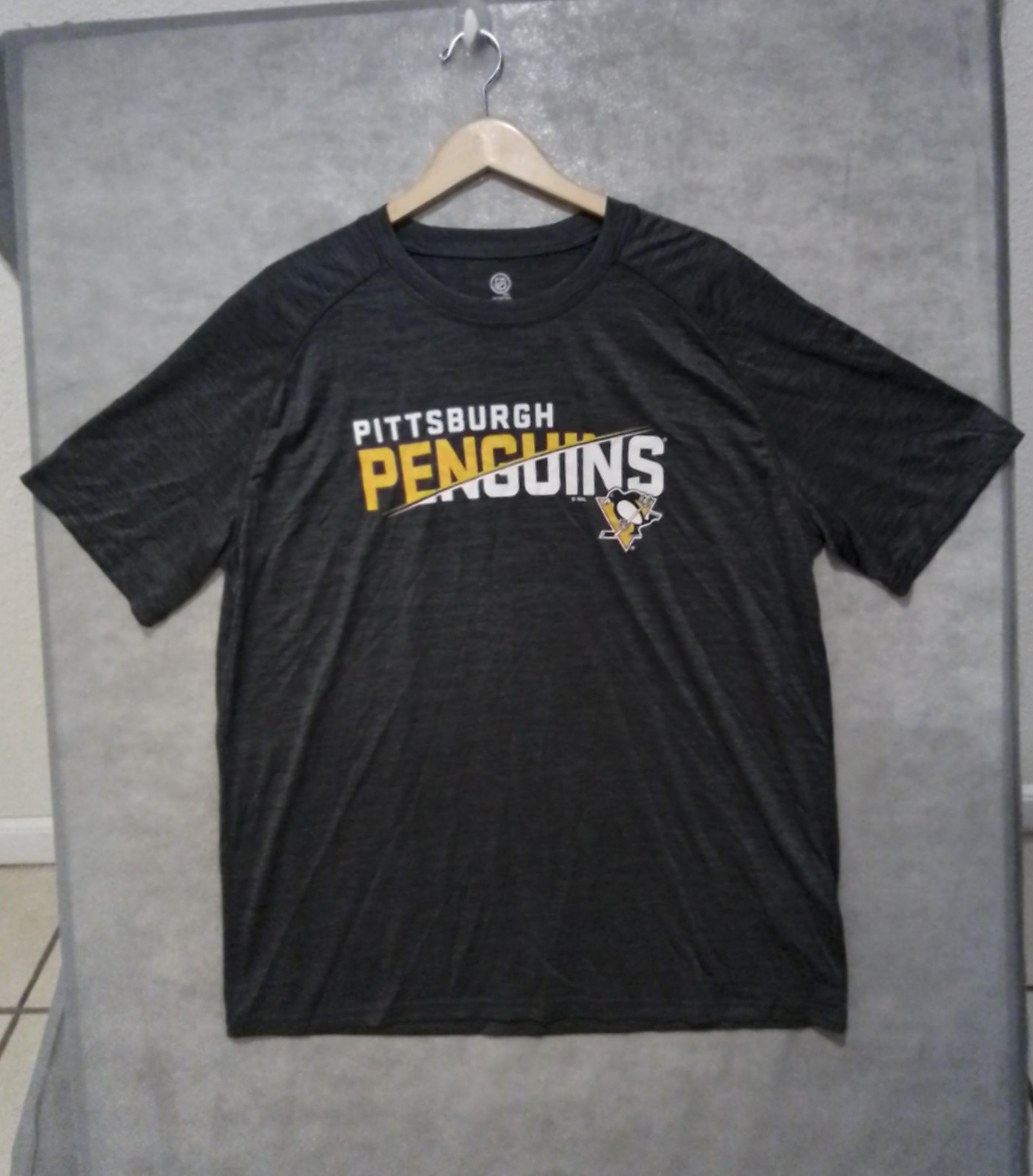 Men's Pittsburgh Penguins T-shirt : steel Grey : Size XL : Authorized NHL
