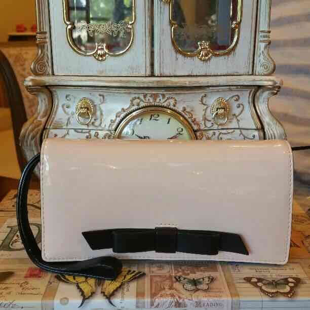 *FLASH SALE*Kate Spade leather wristlet