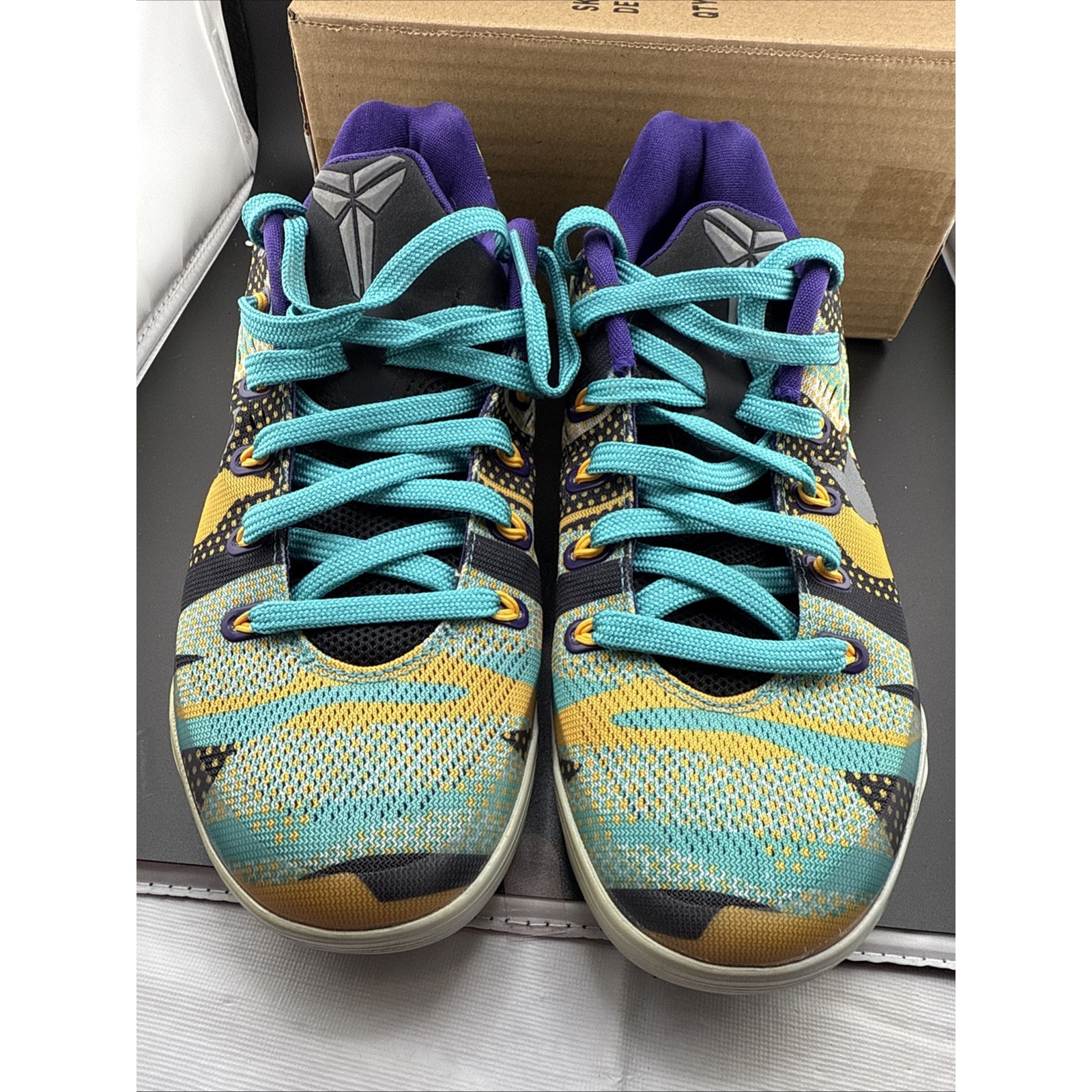 Nike Kobe 9 EM Low Unleashed Pop Art Sneakers 646701-508