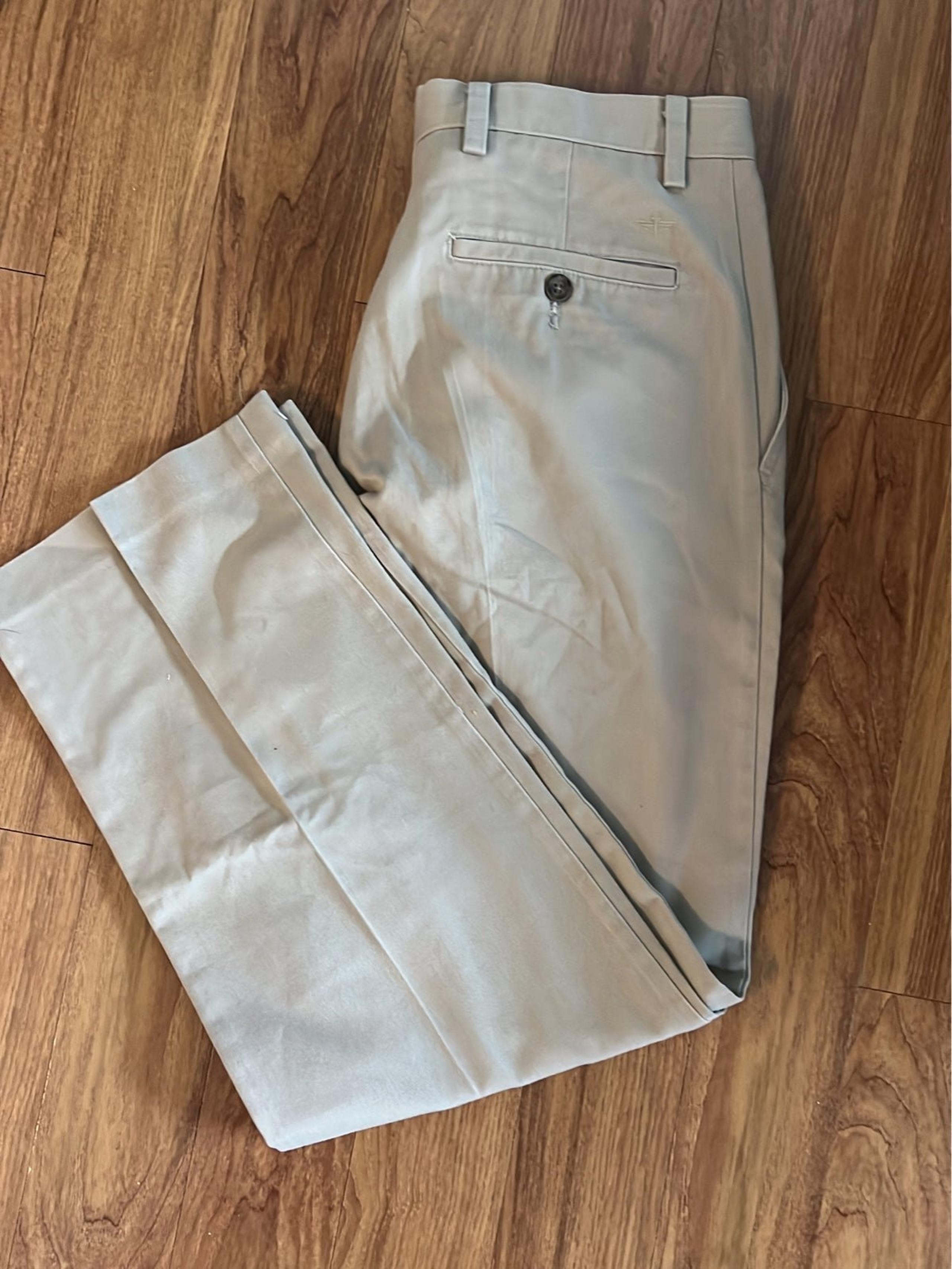 Dockers Mens D3 Iron Free Khaki Brown Classic Fit Chino Pants 32