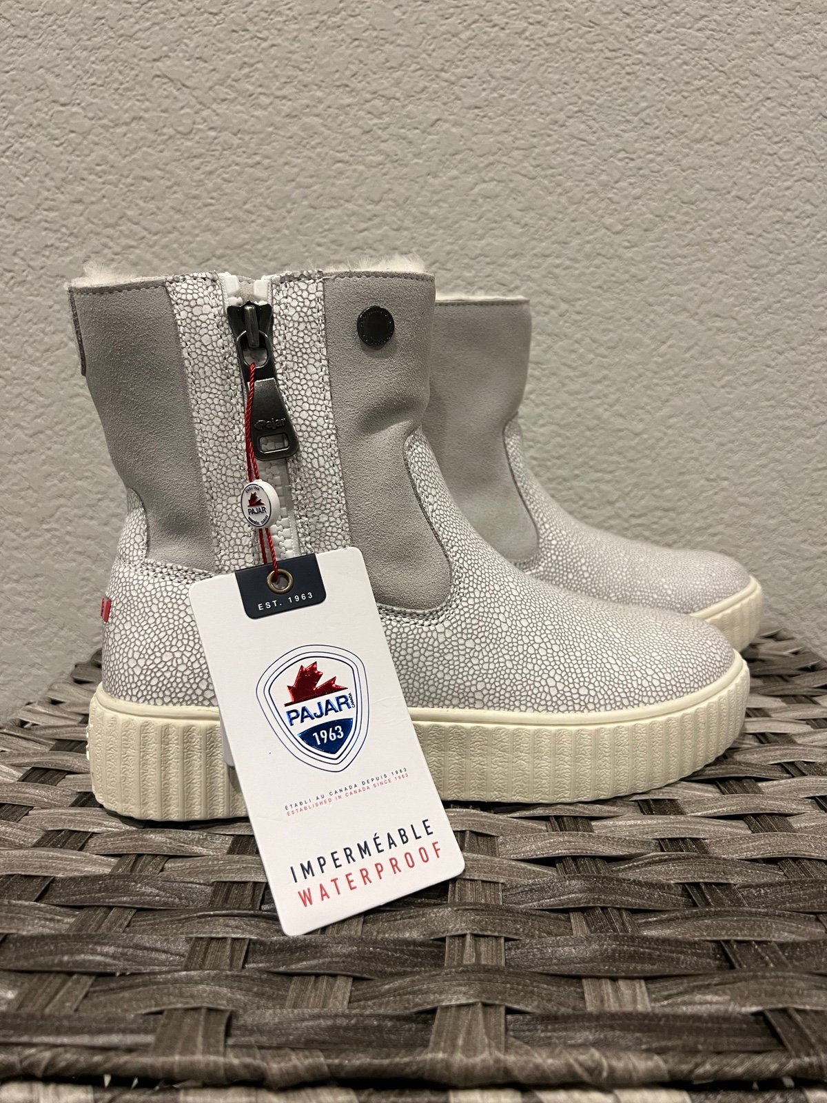 NWT! Pajar Caline 2.0 Suede Leather Boots