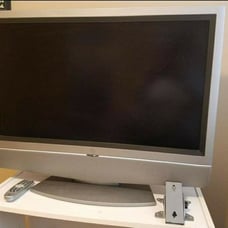 32in HDTV/PC Monitor