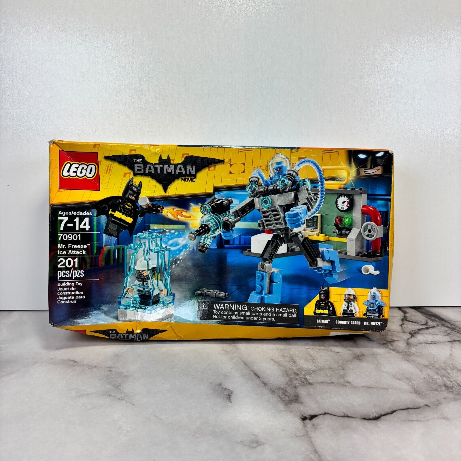 Lego 70901 DC Comics The Batman Movie Set Mr. Freeze Ice Attack NIB Crushed Box