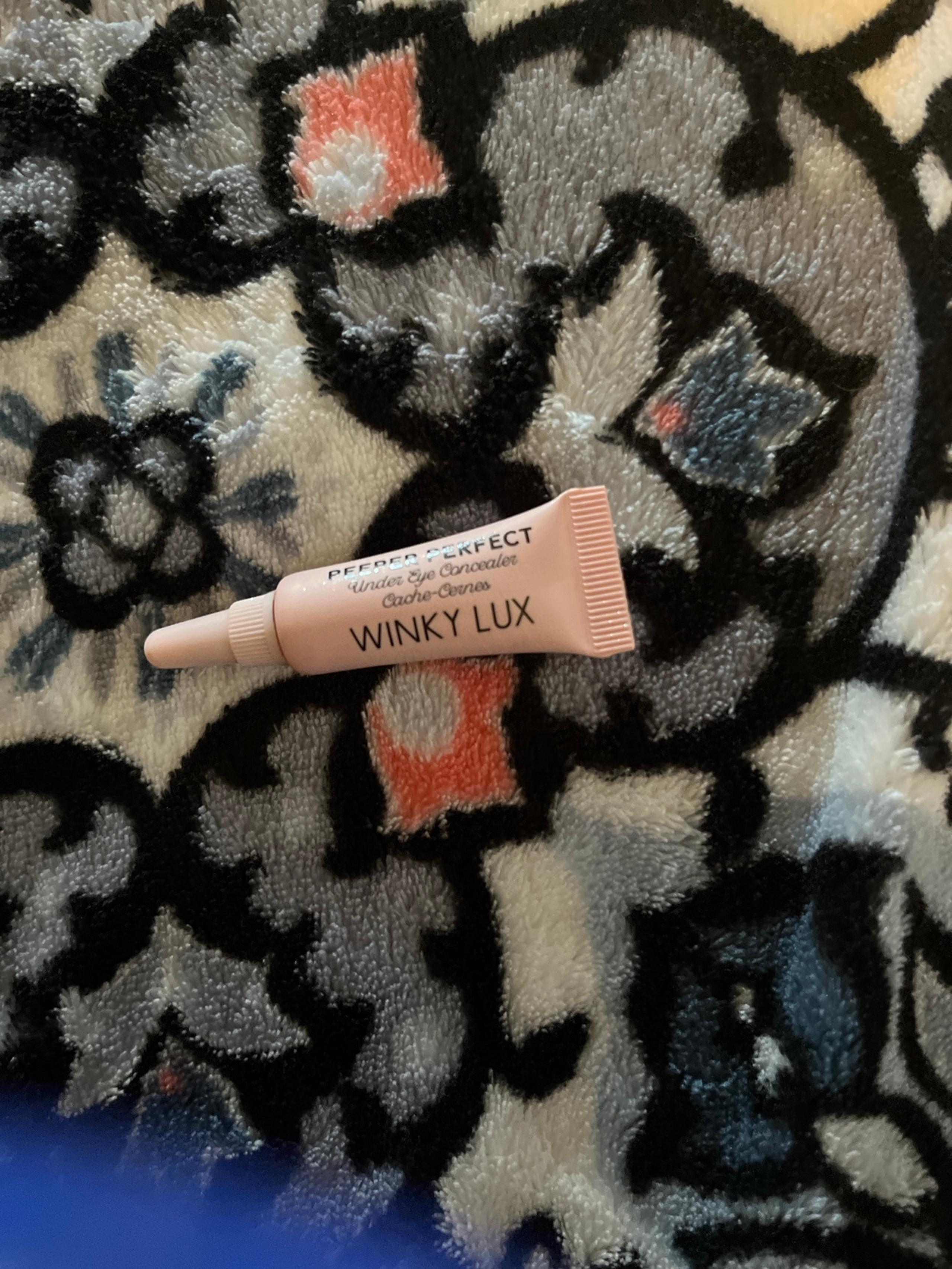 winky lux concealer