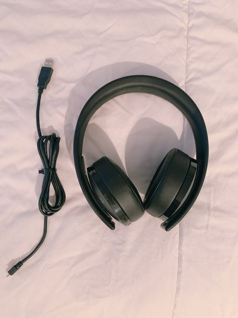 Sony Playstation Gold Wireless Headset S