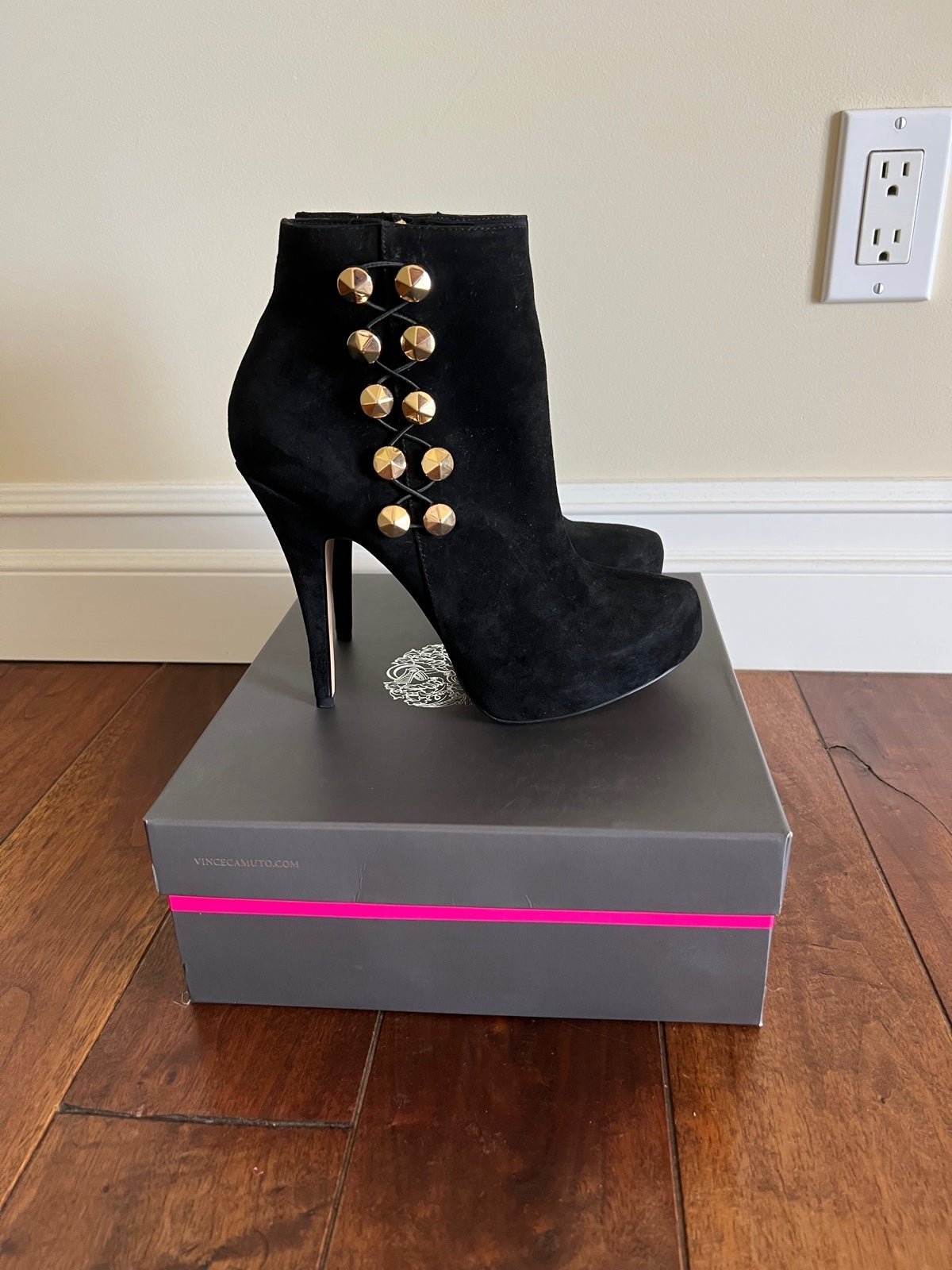 Vince Camuto booties