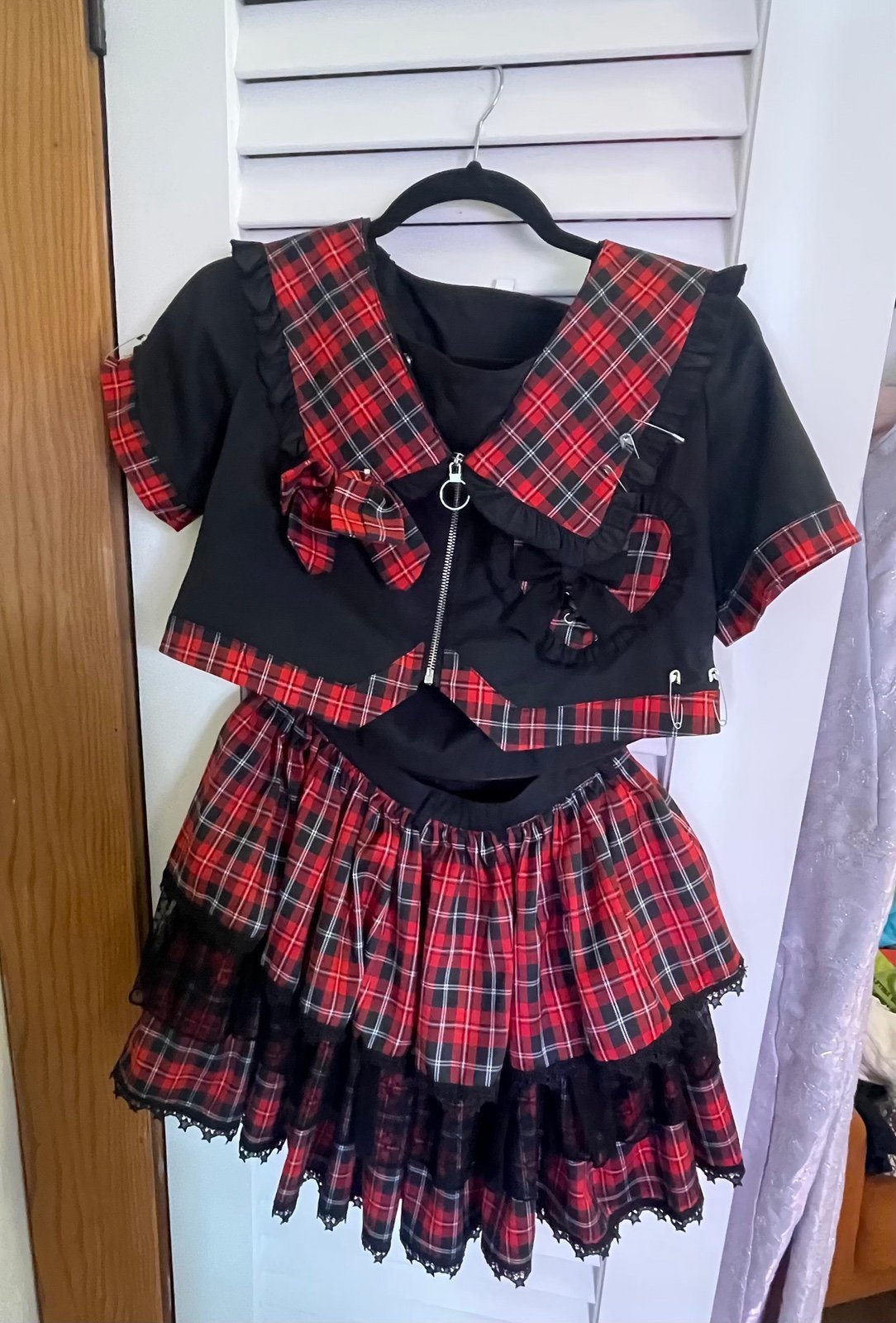 Jfashion gothic punk red plaid idol outfit