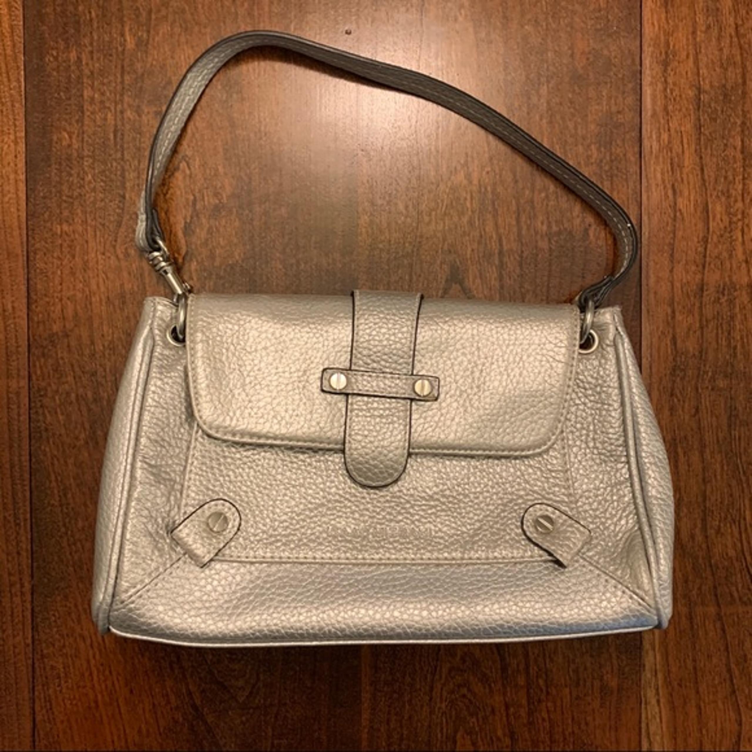Isaac Mizrahi shoulder bag A005