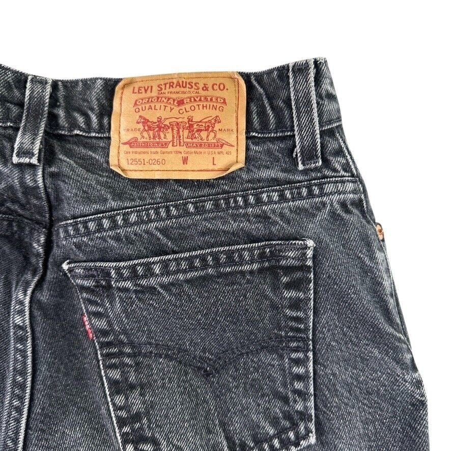 Vintage Levis Jeans Womens 28x25 Black Mom Jeans 12551-0260 90s