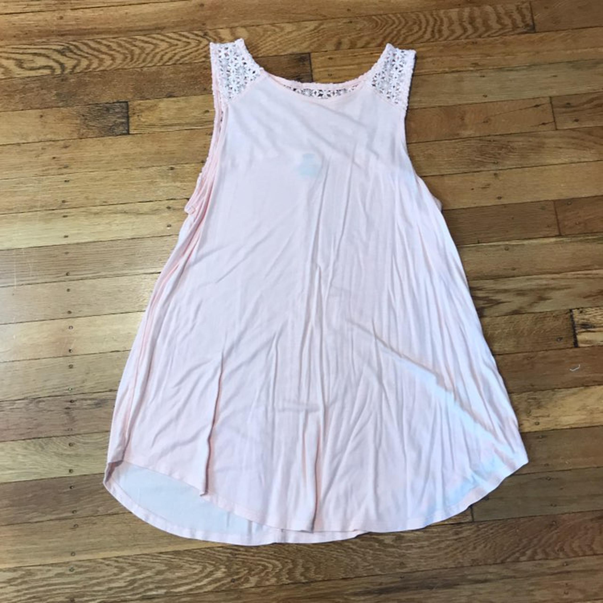 Old Navy floral lace back tank top