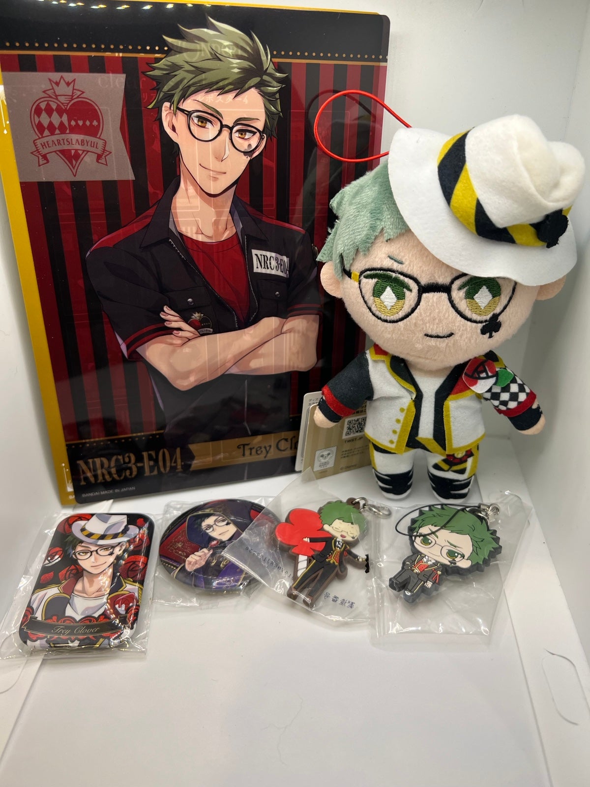 Twisted Wonderland Trey Clover Merch Lot