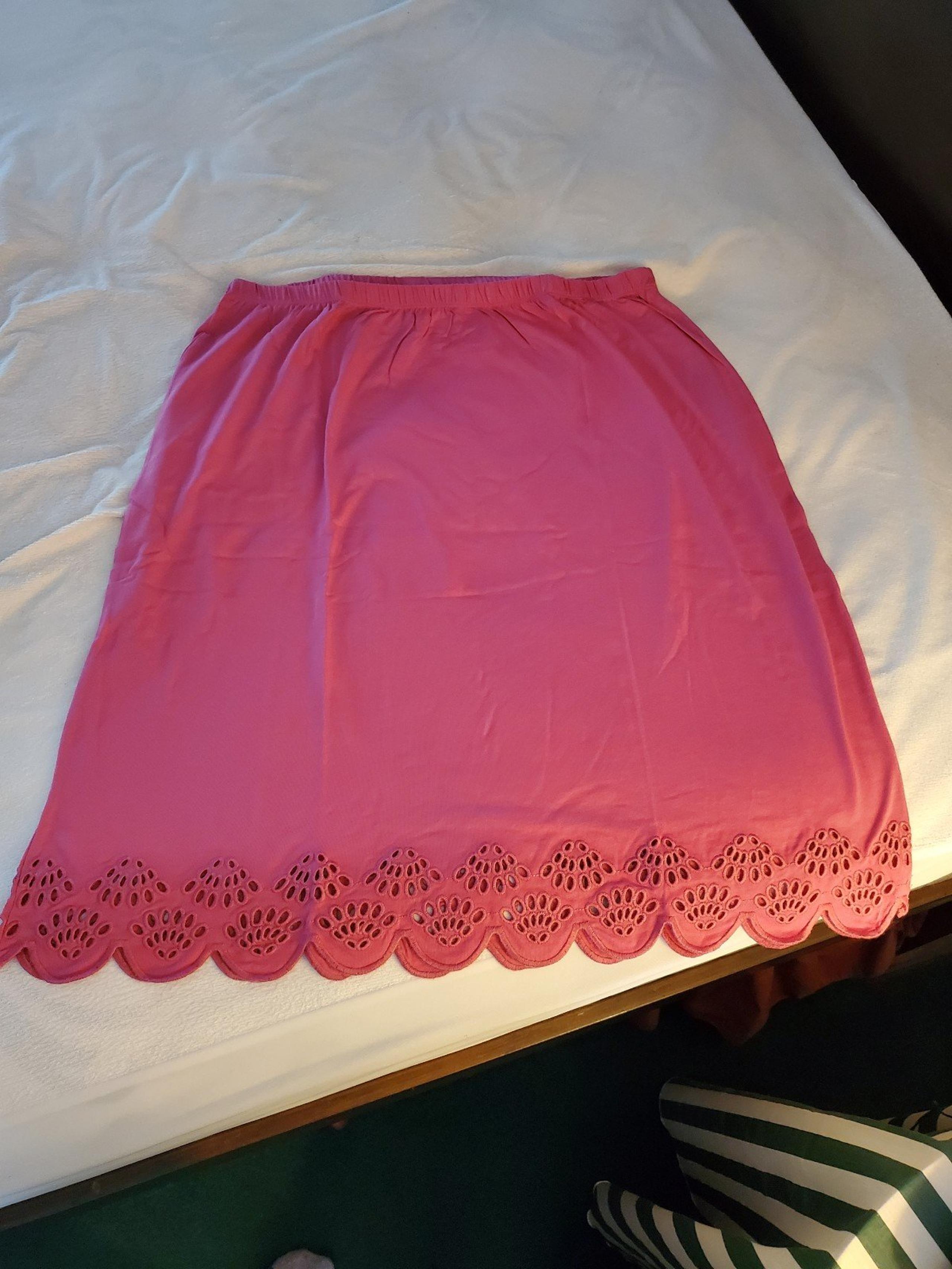 Christopher and Banks Pink Eyelet trimmed Skirt