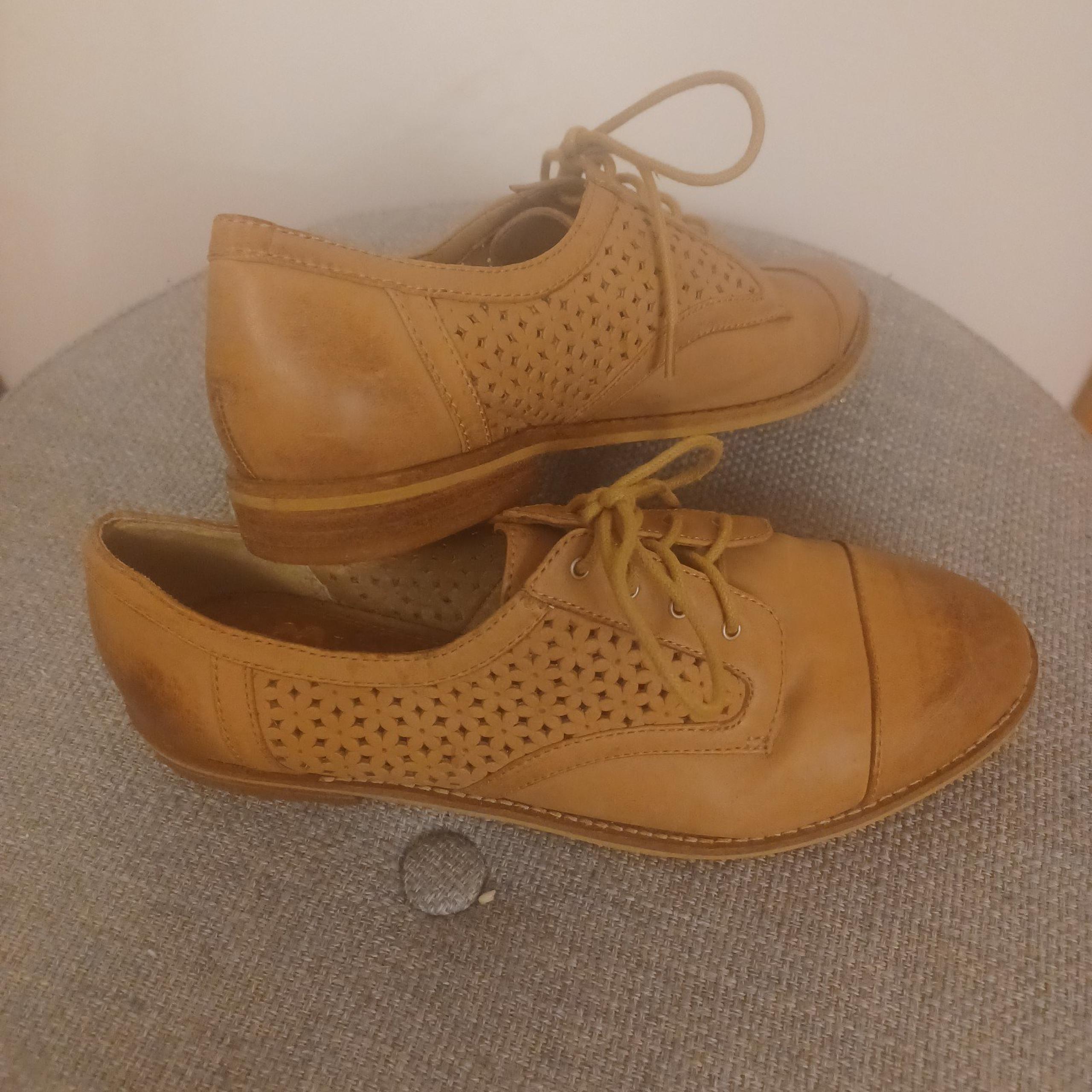 LK NEW Gianni Bini Oxford Suede Casual Oxfords Wingtip Wmns 7.5