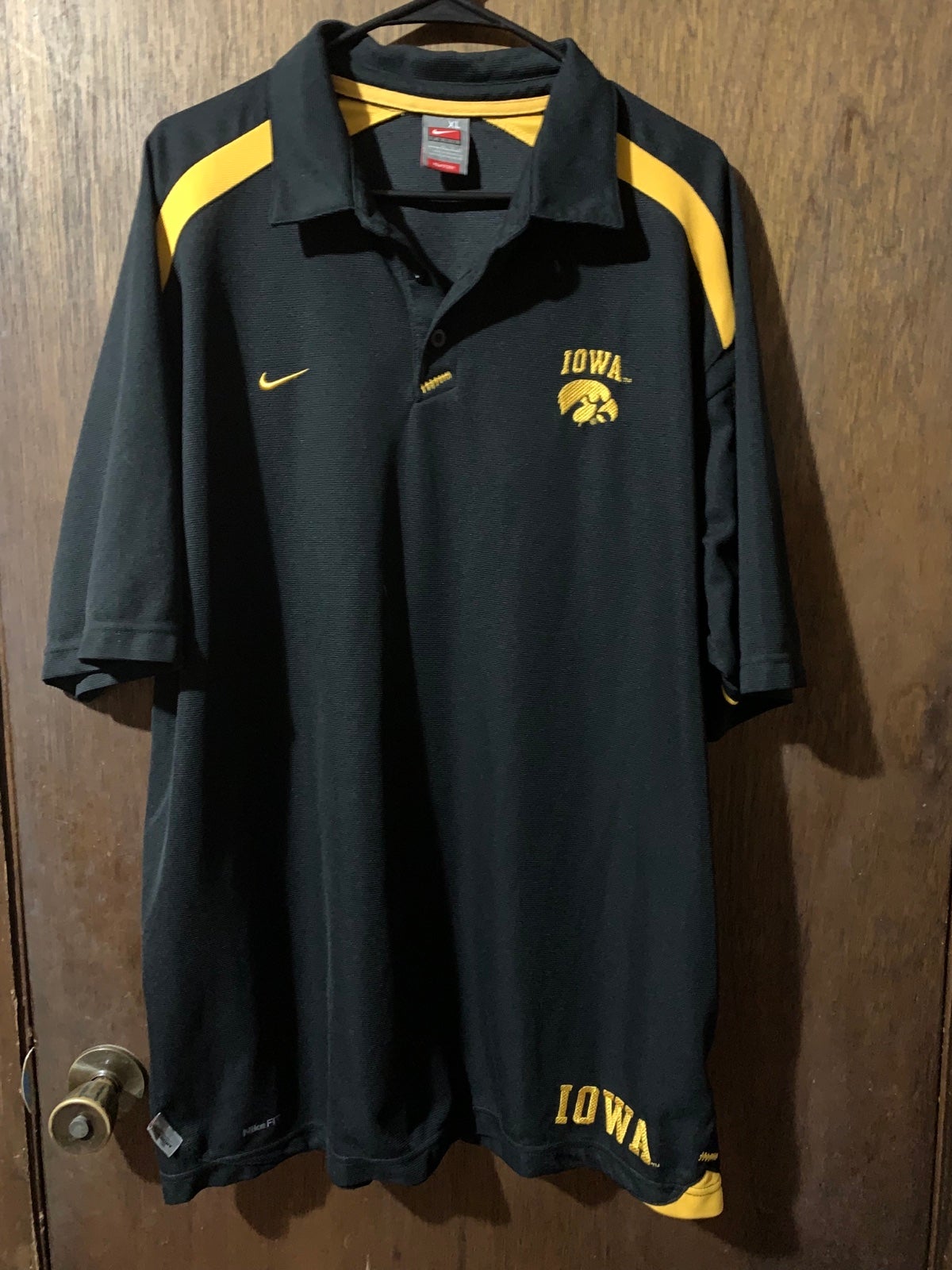 XL Nike Fit Iowa University Shirt