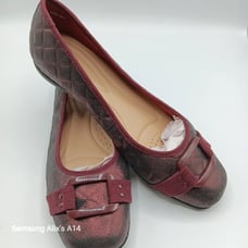 Trotters Burgundy Quilted Sparkle Ballet Square Shoes 9M