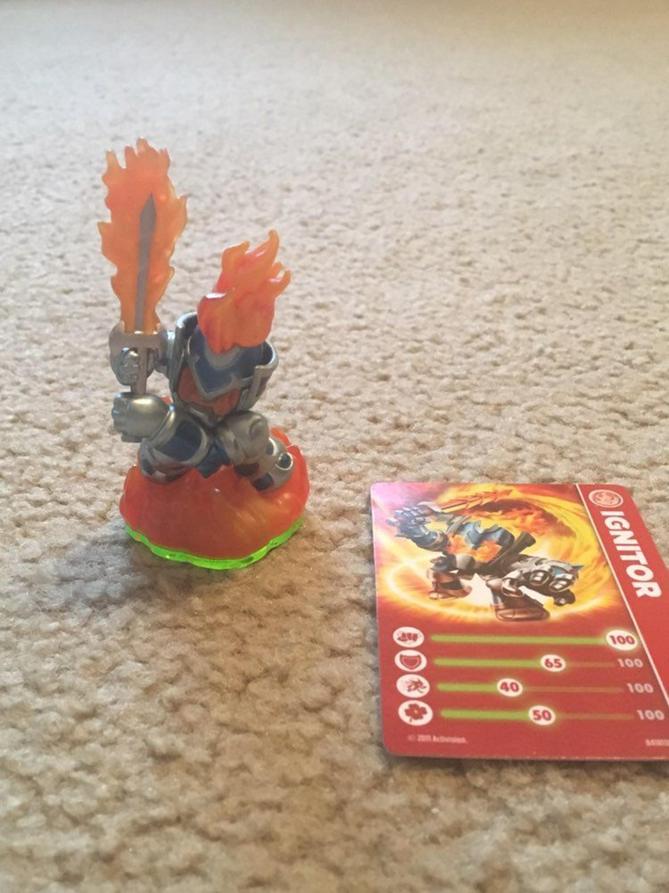 Skylanders Ignitor Figure Series 1