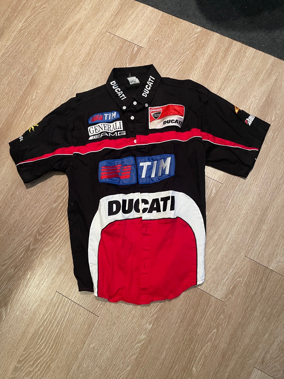 VTG Ducati racing t shirt men’s