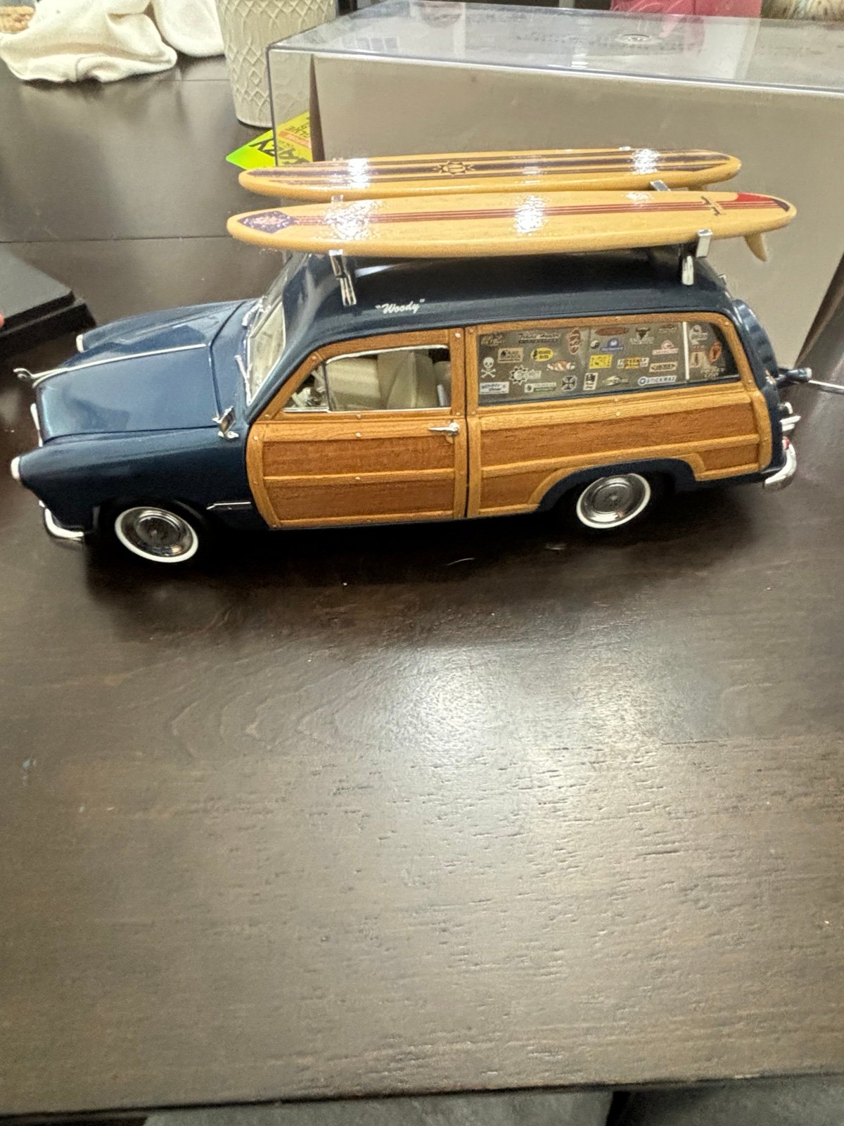 Motorcity 1/18 Scale Diecast 1949 Ford Woody Wagon