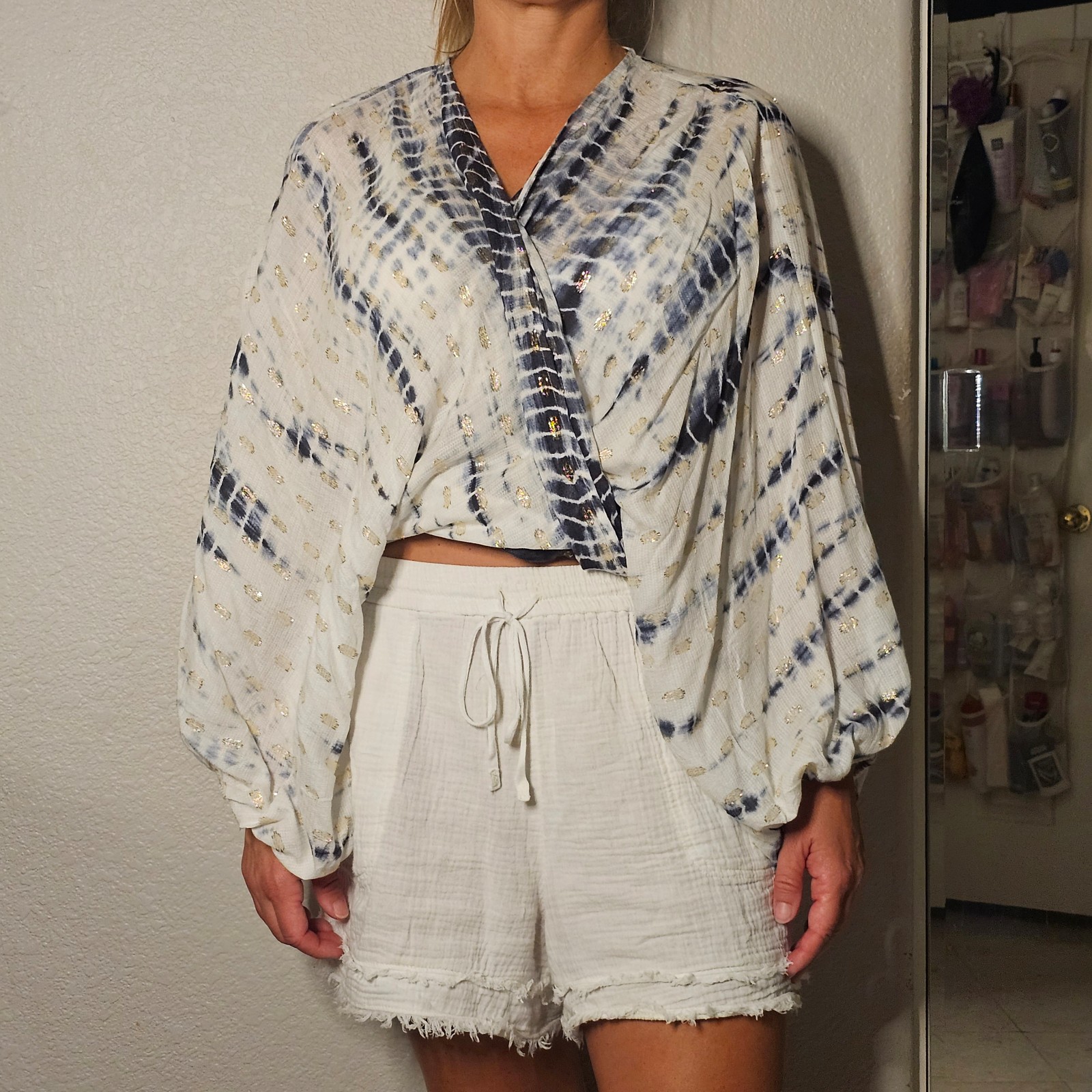1/2 OFF Anthropologie Tie Dyed Blue White Gold Kimono One Size Hippie Cute Comfy